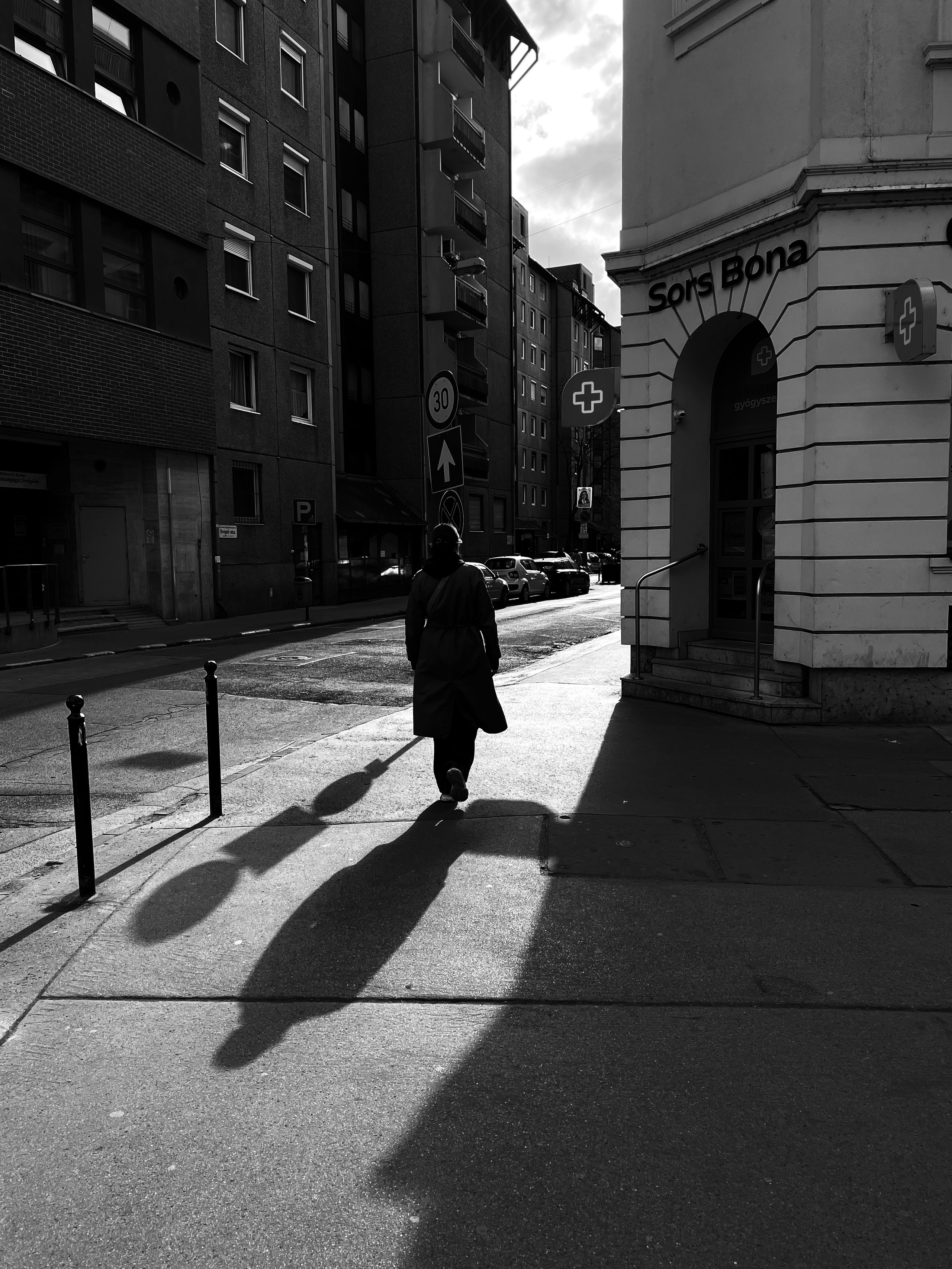 neighbourhood  | Budapest 2026 | IPHONE 12 PRO