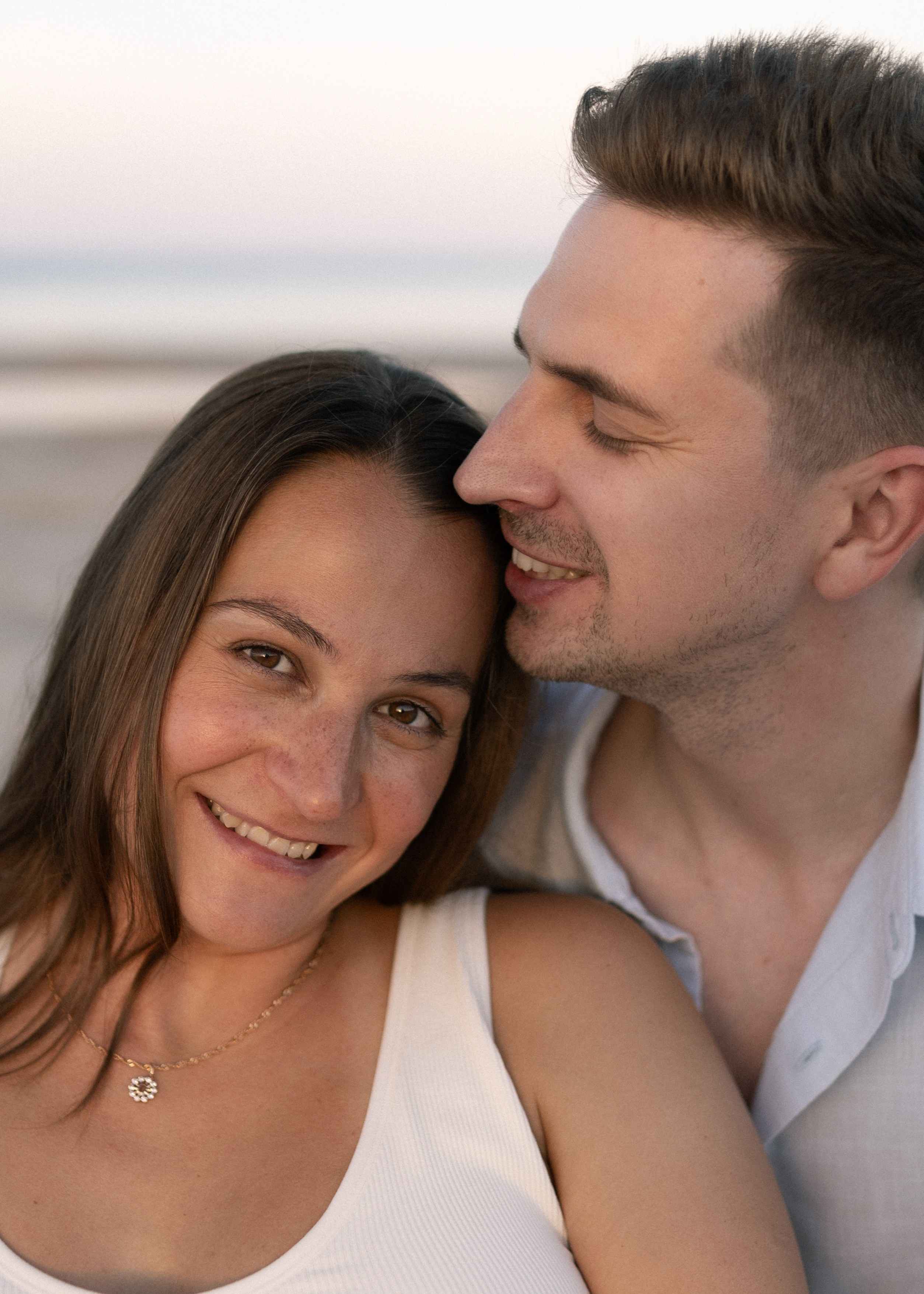 T + A Maternity at the Beach. Portrait and couples photographer in Florida, Valeriia Honcharova