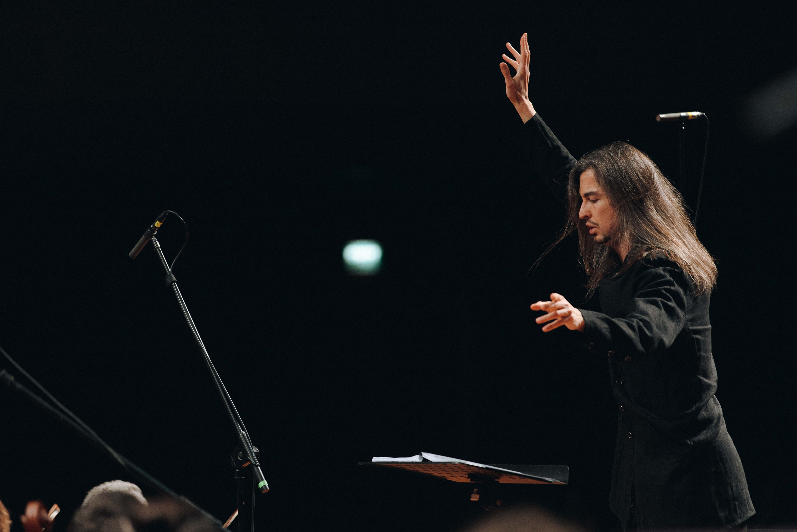 The Tchaikovsky Academic Grand Symphony Orchestra in Istanbul. Wedding&Event photographer Ismail Rzayev in Baku