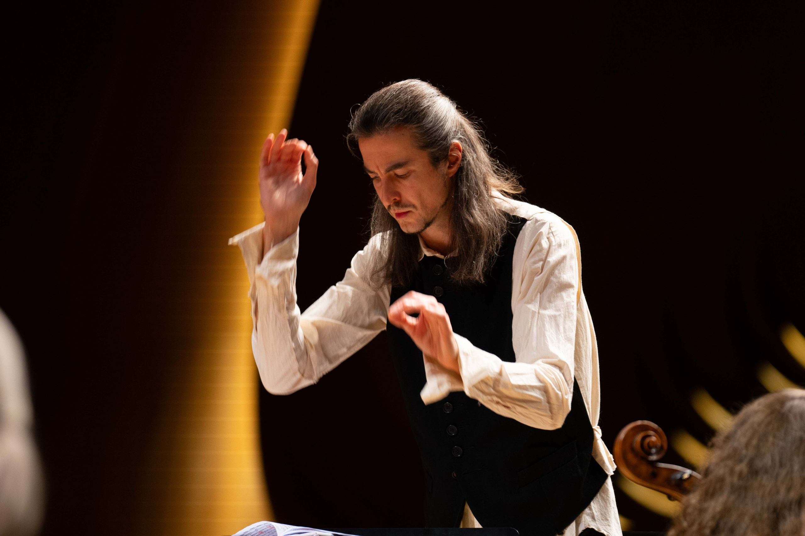 The Tchaikovsky Academic Grand Symphony Orchestra in Baku. Wedding&Event photographer Ismail Rzayev in Baku