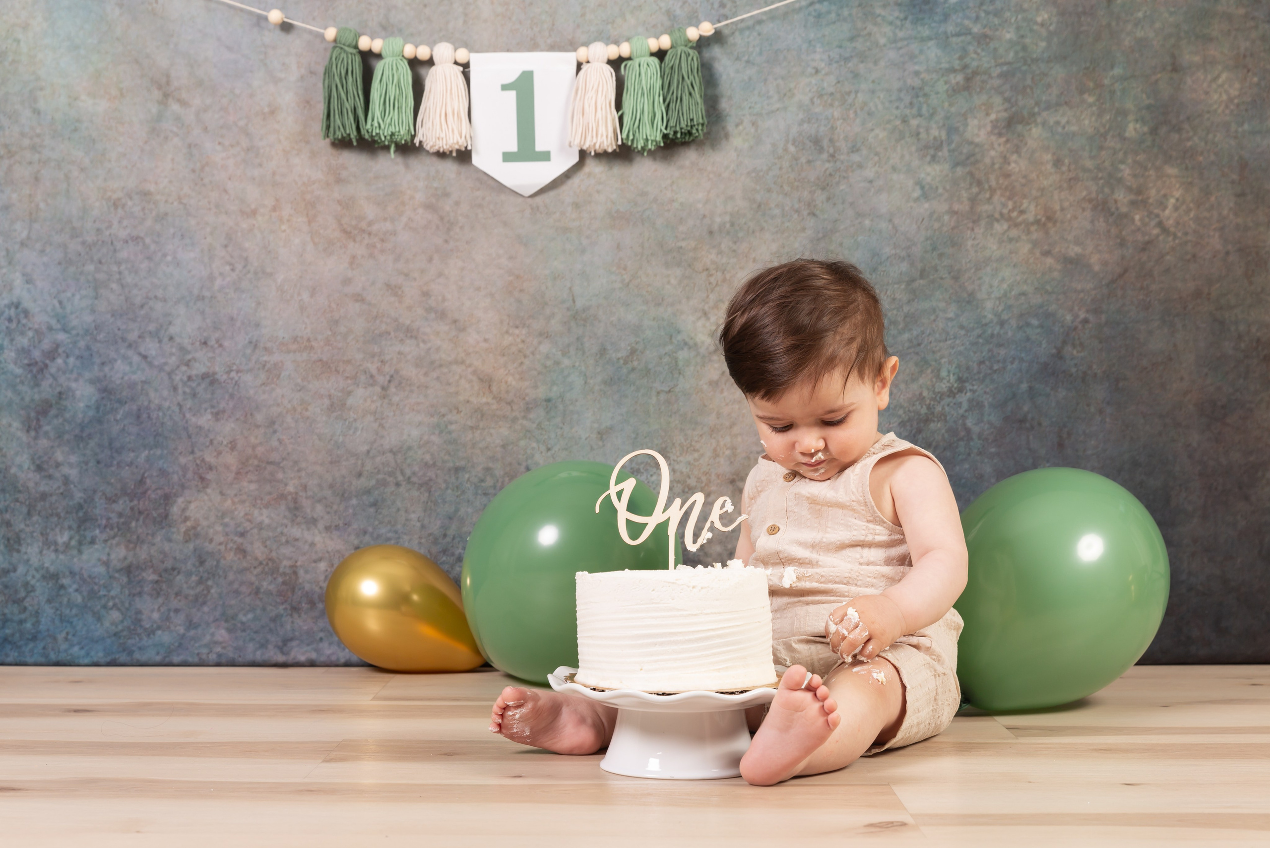 Smash Cake. Photographer is San Jose, Iryna Novosyolova