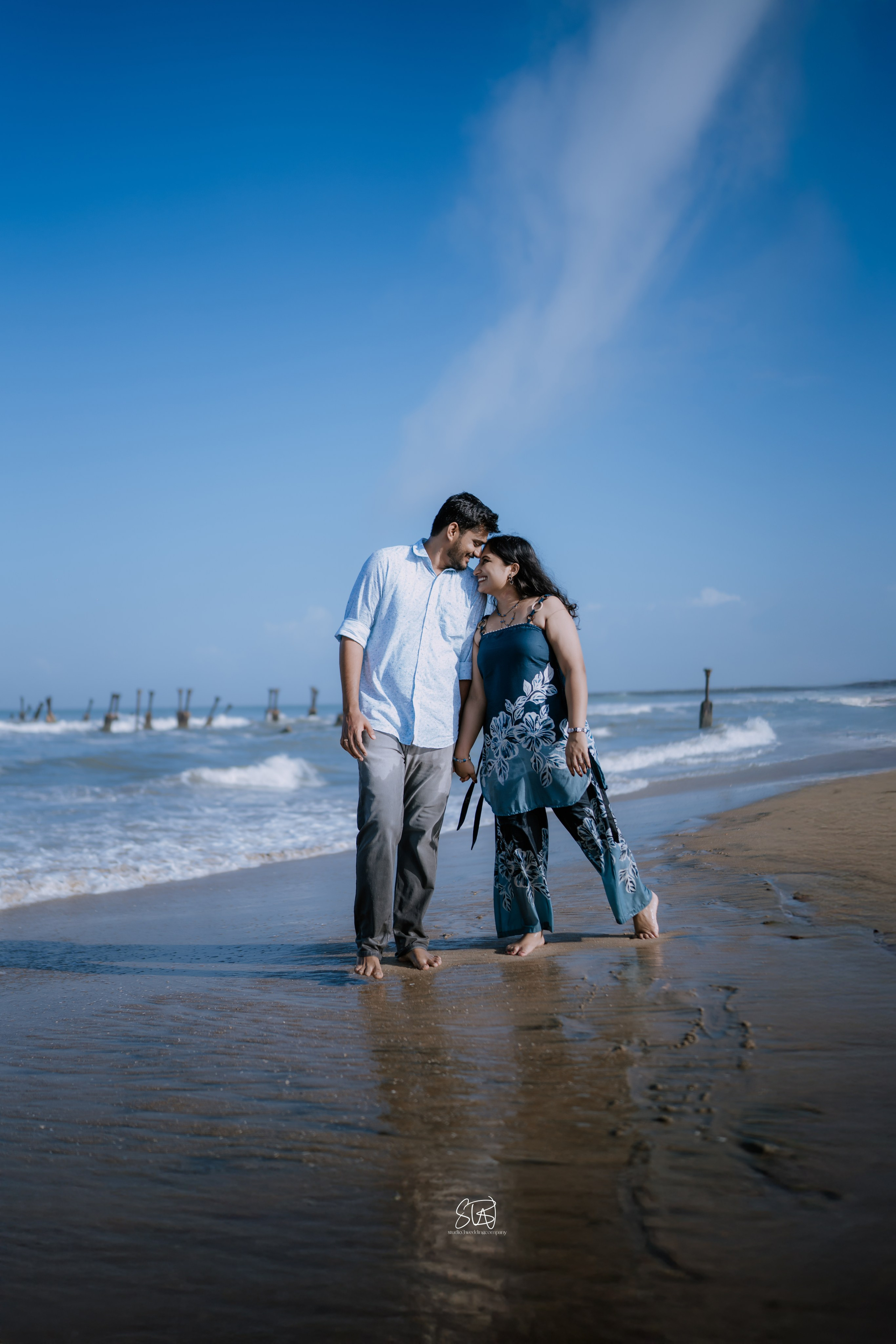 BEACH PREWEDDING. STUDIO3WEDDINGCOMPANY