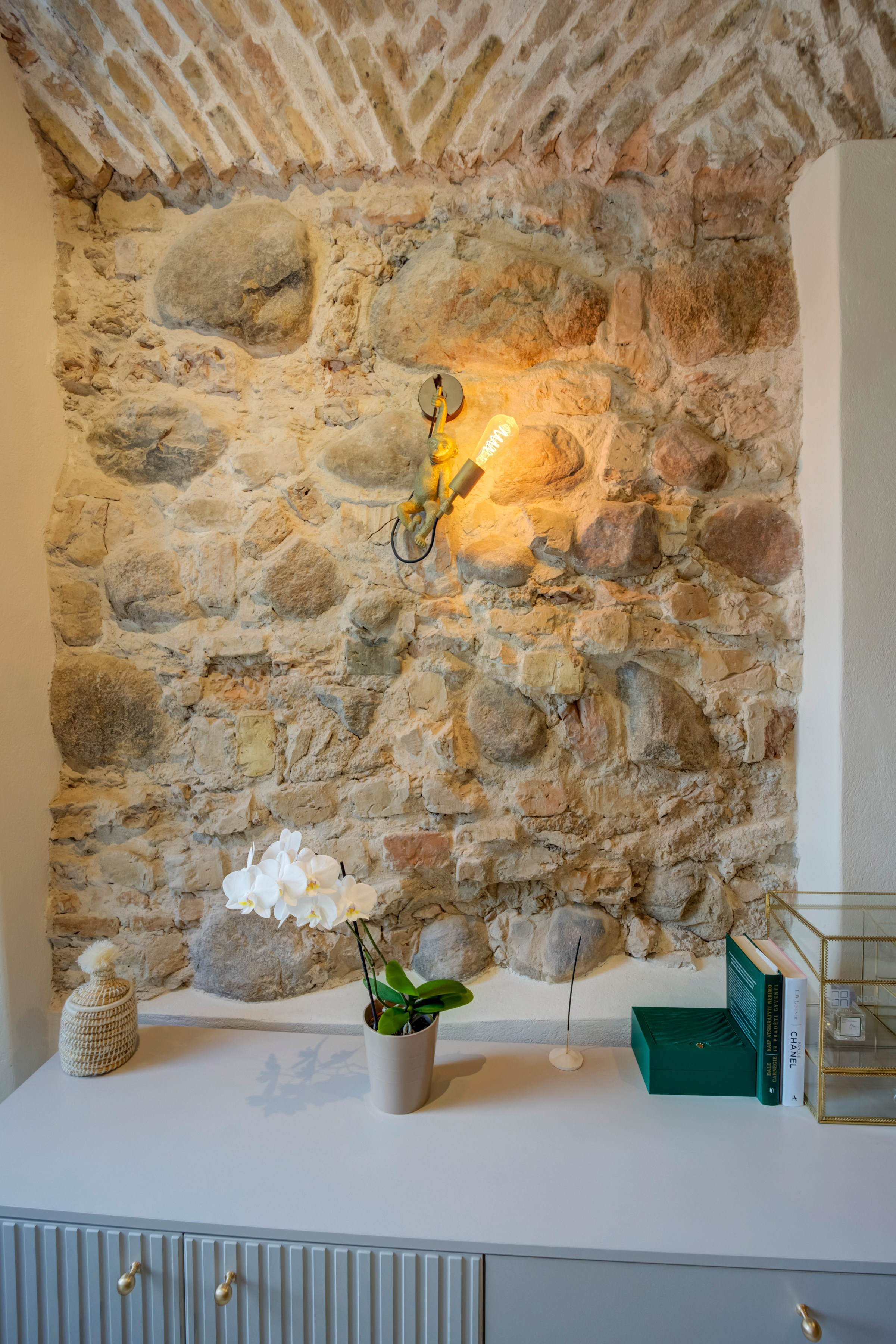 Teatro g. 7 , Vilnius. Elina Sapiega fotografė Vilniuje