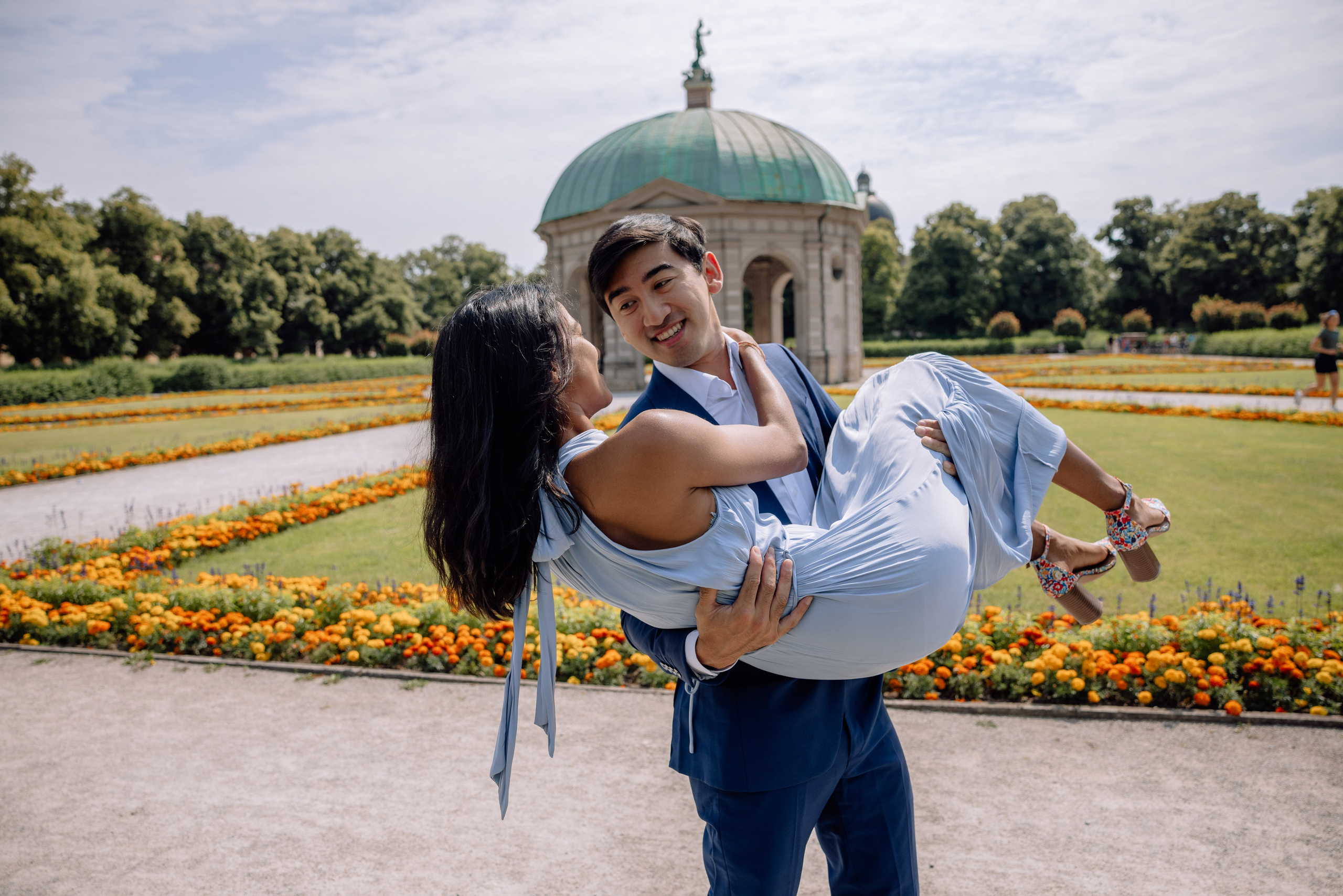 Verlobung Engagement. Hochzeitsfotograf München Taufe Familienfotograf Tanja Mauke