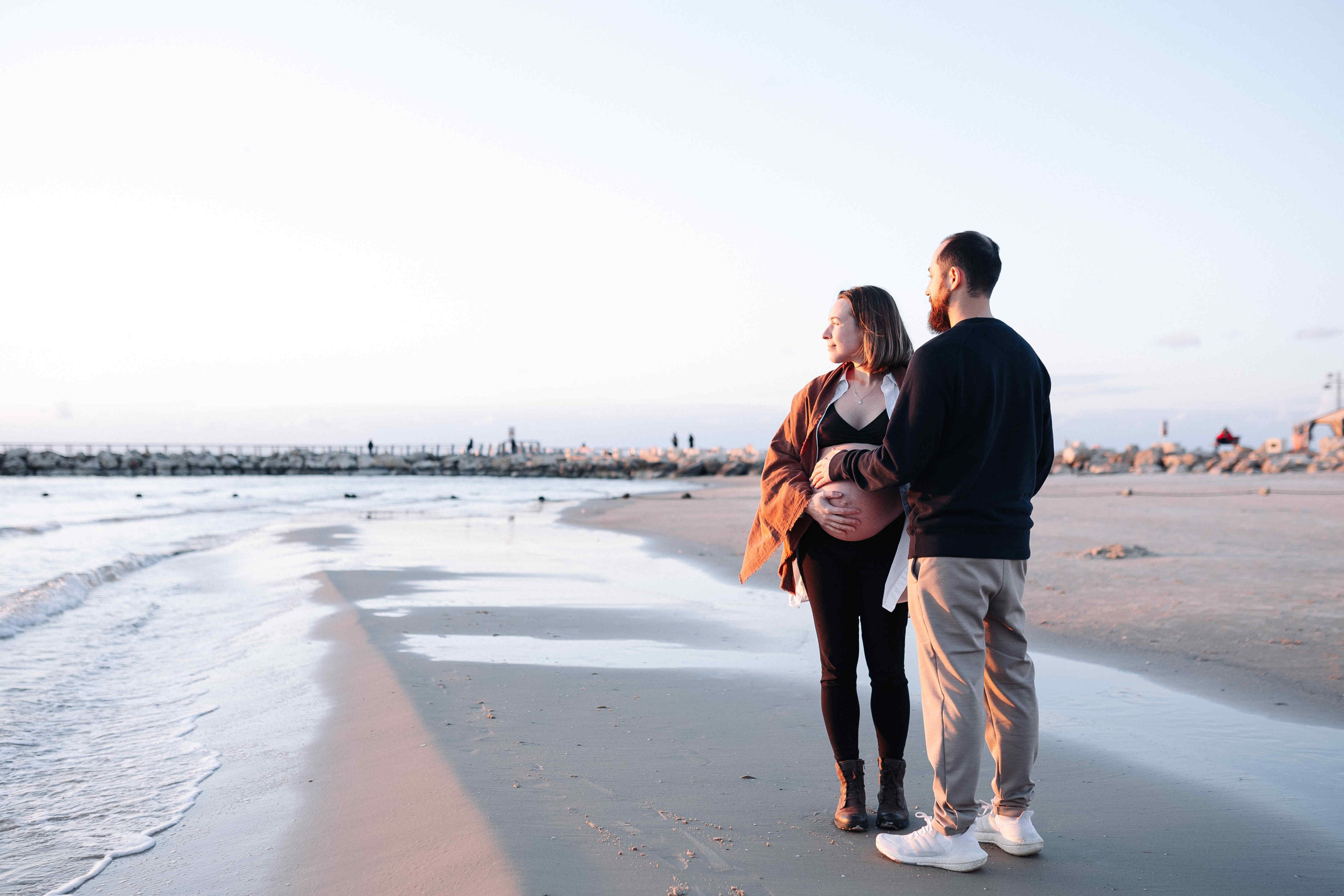 WINTER, PREGNANCY PHOTOSESSION (TEL AVIV). PHOTOGRAPHER IN ISRAEL