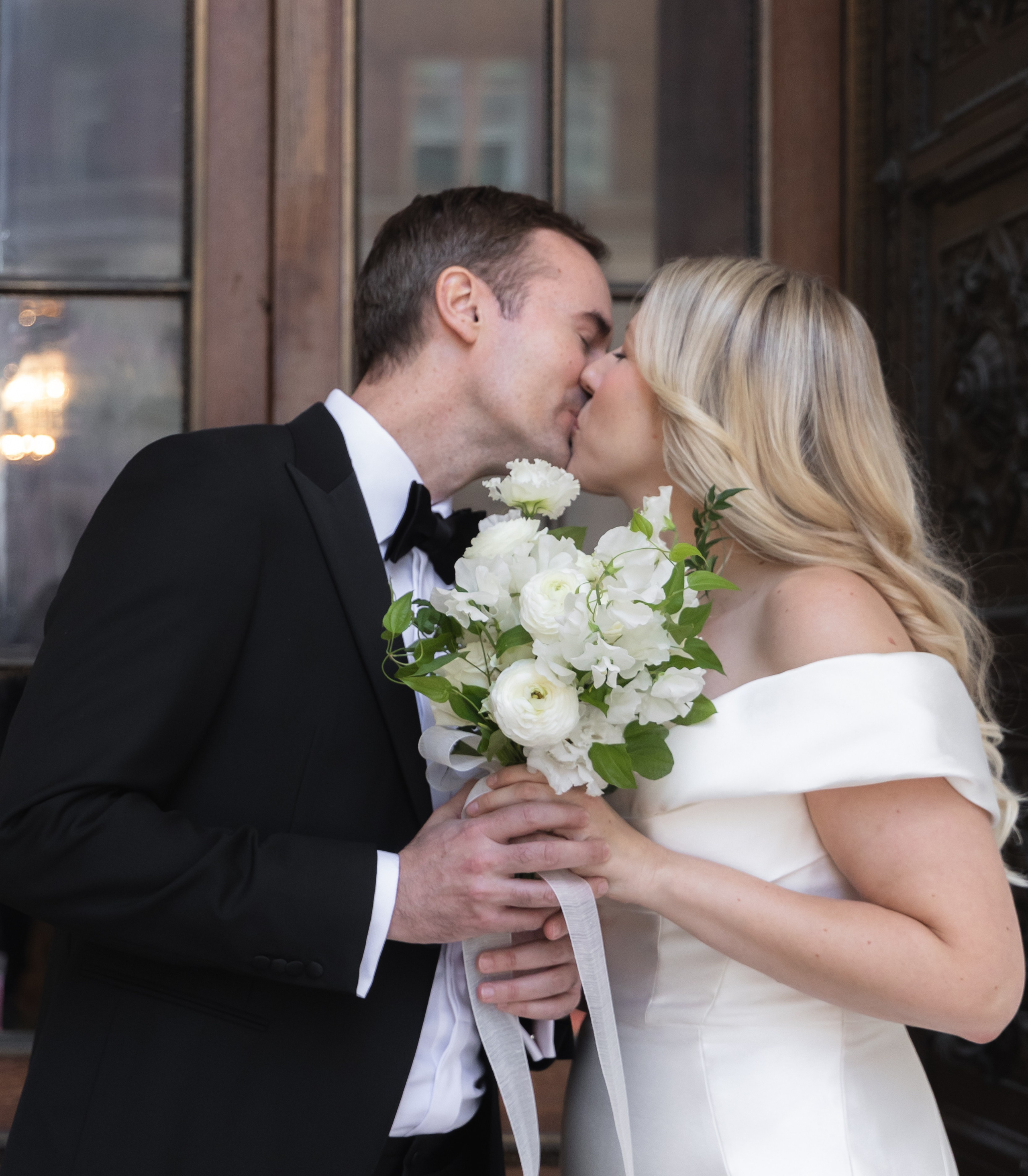 Arleta & Barry, The Skylark, NY. Wedding Photo & Video