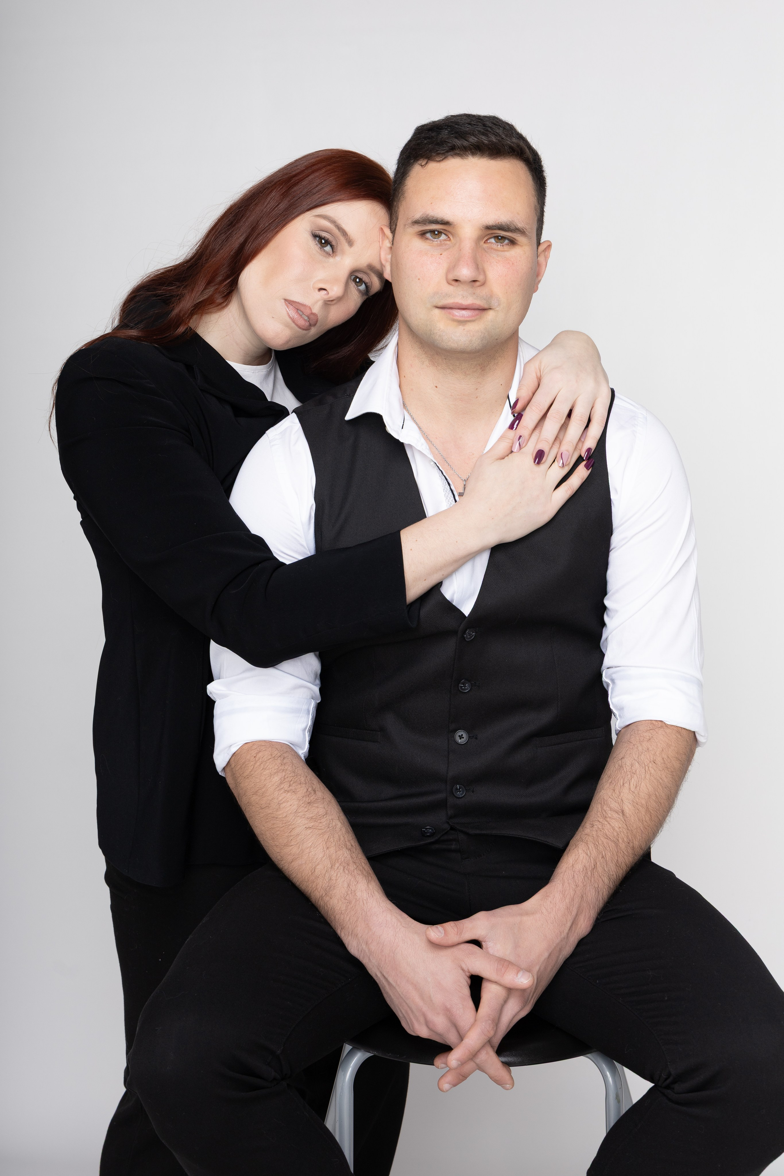 Séance photo couple Albi. Photographe de mariage et de portrait dans le Tarn, Toulouse et en Occitanie