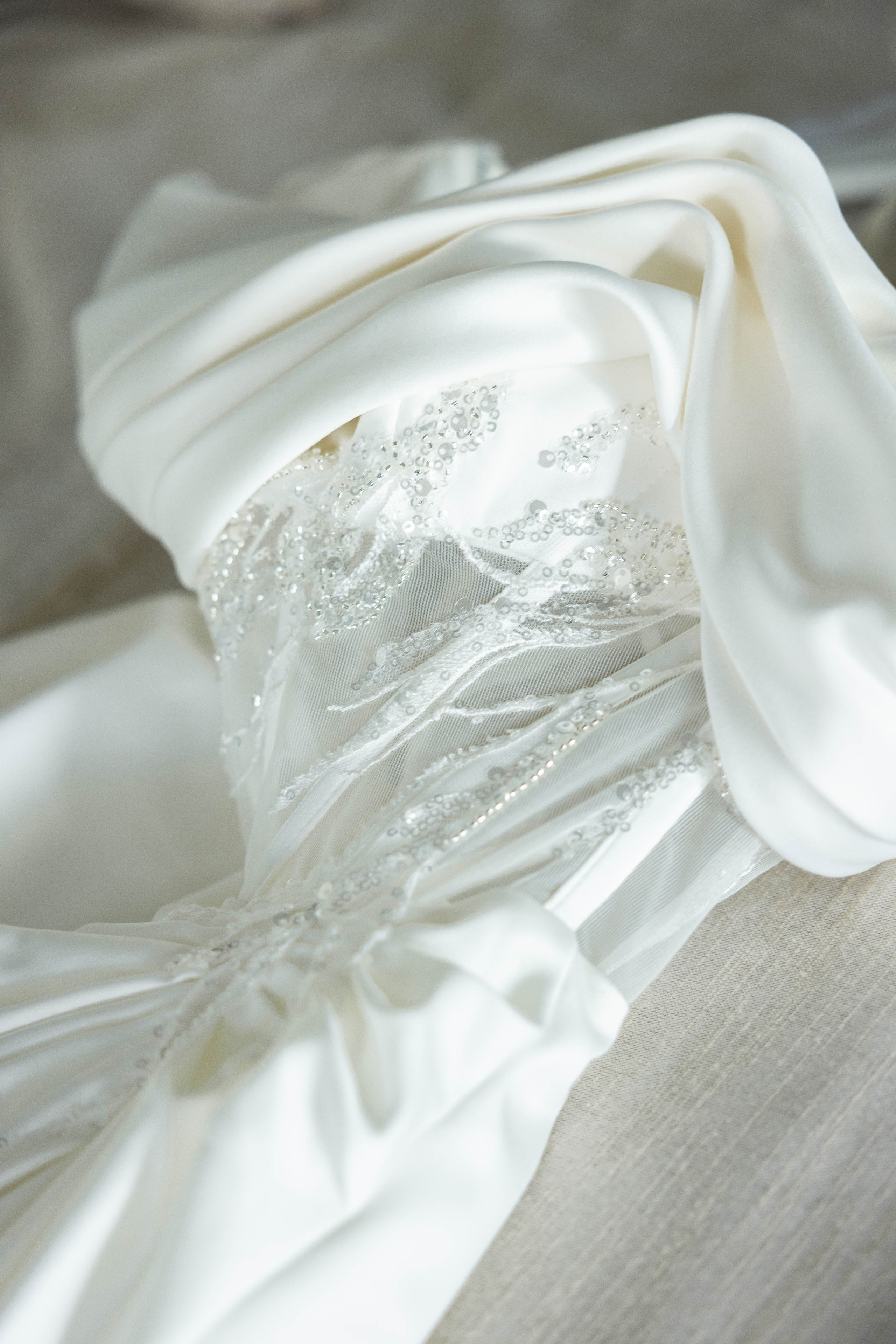 Beautiful Lakeside Wedding Photography. Wedding photography and videography in Regina, Saskatchewan