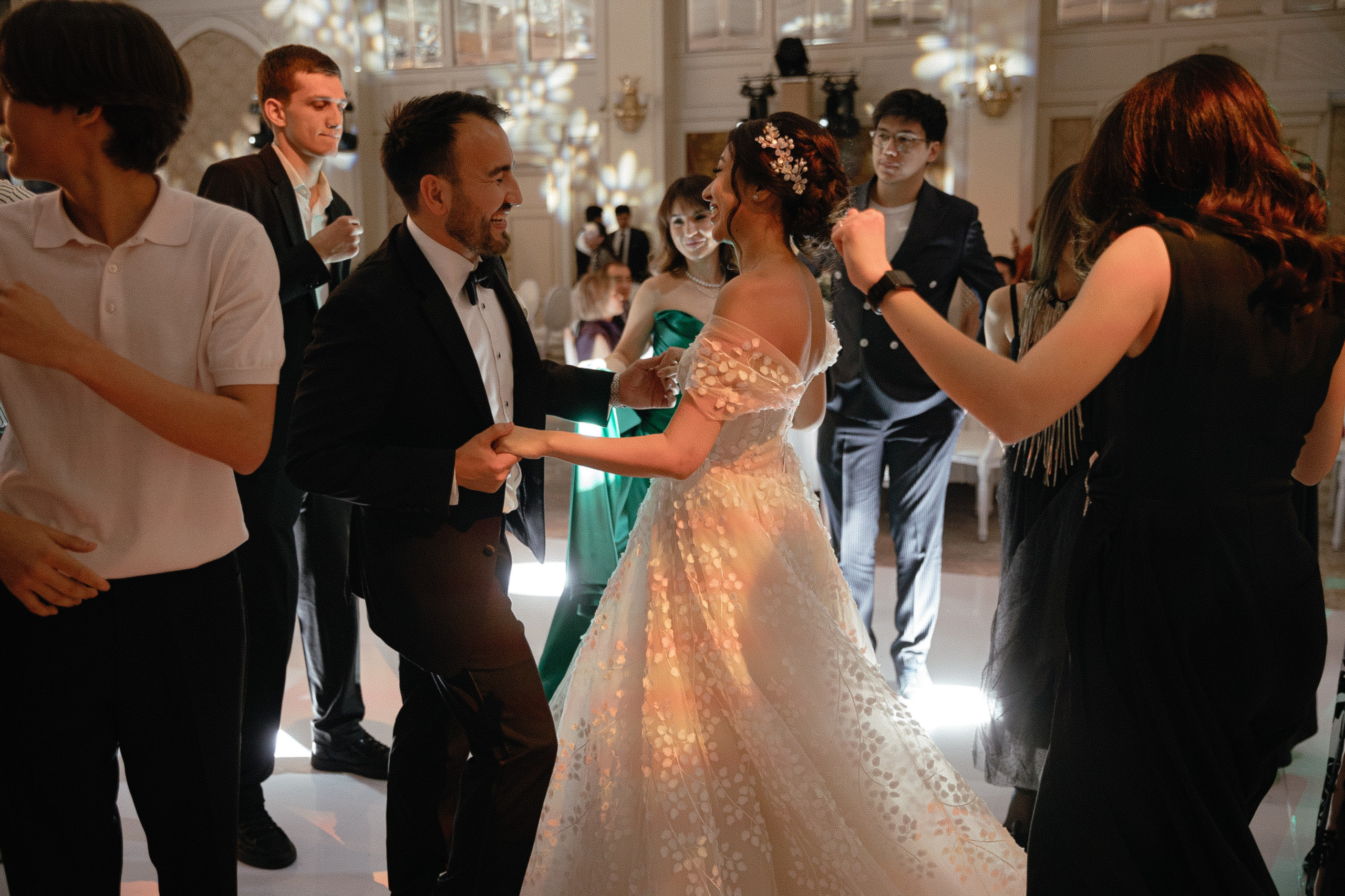 Саидамирхон и Азизахон. Главная