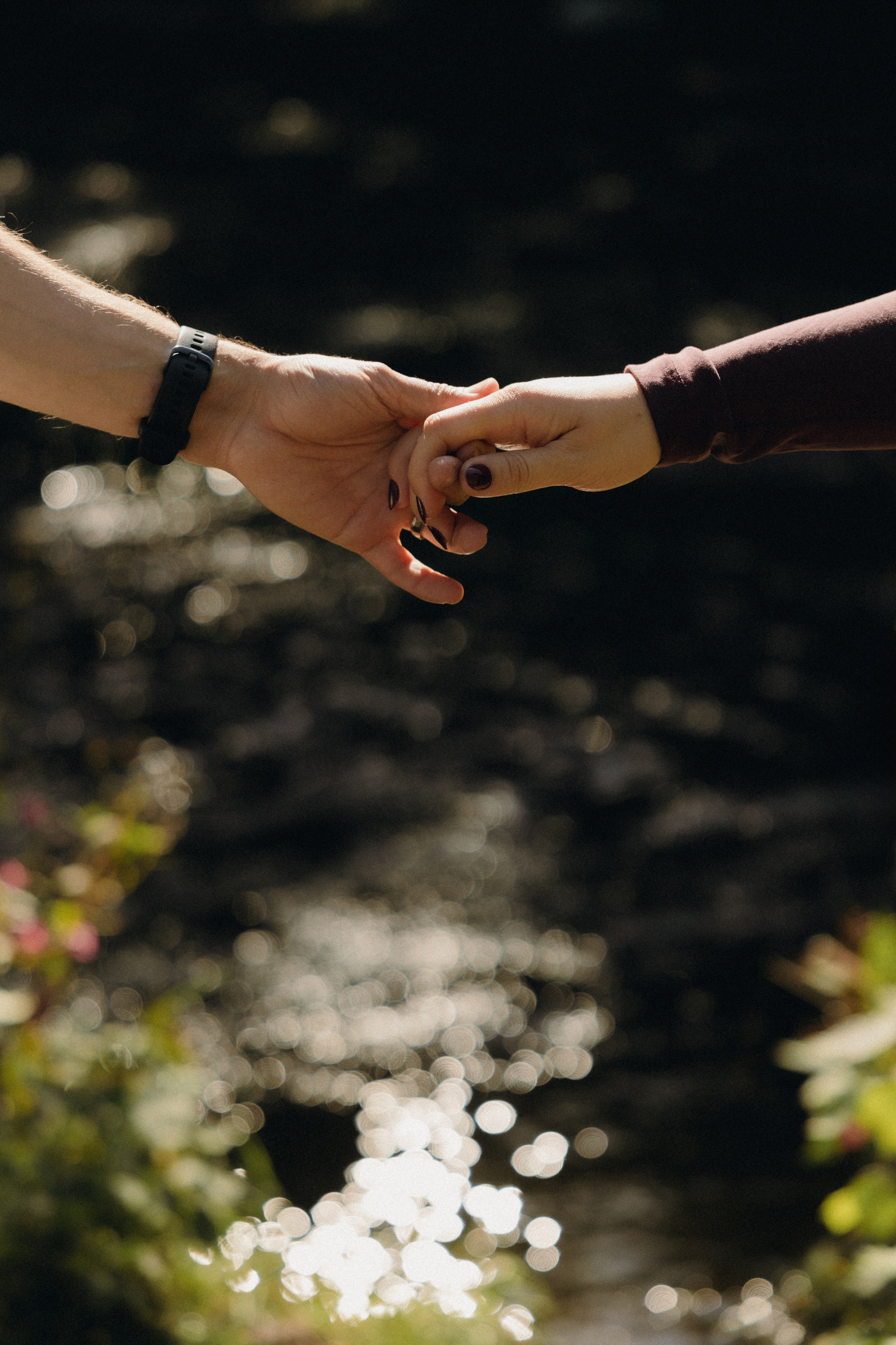 Sigita ir Artūras | Pabėgimas į gamtą ir aštrūs šešėliai. Vestuvių ir šeimų fotografė Lena Bondarenko / belove photo