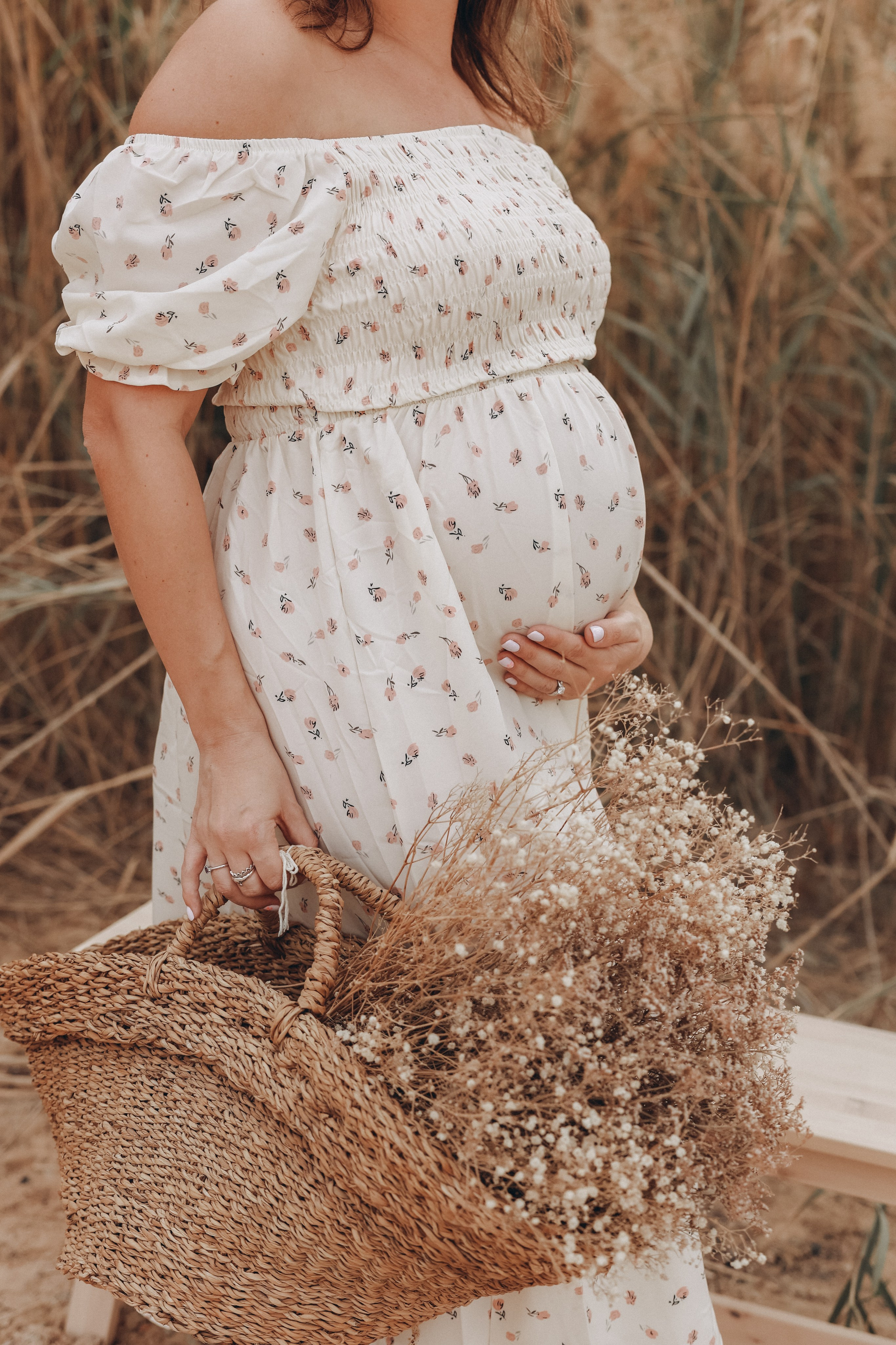 Maternity Qudra Lakes. Family Photographer in Dubai