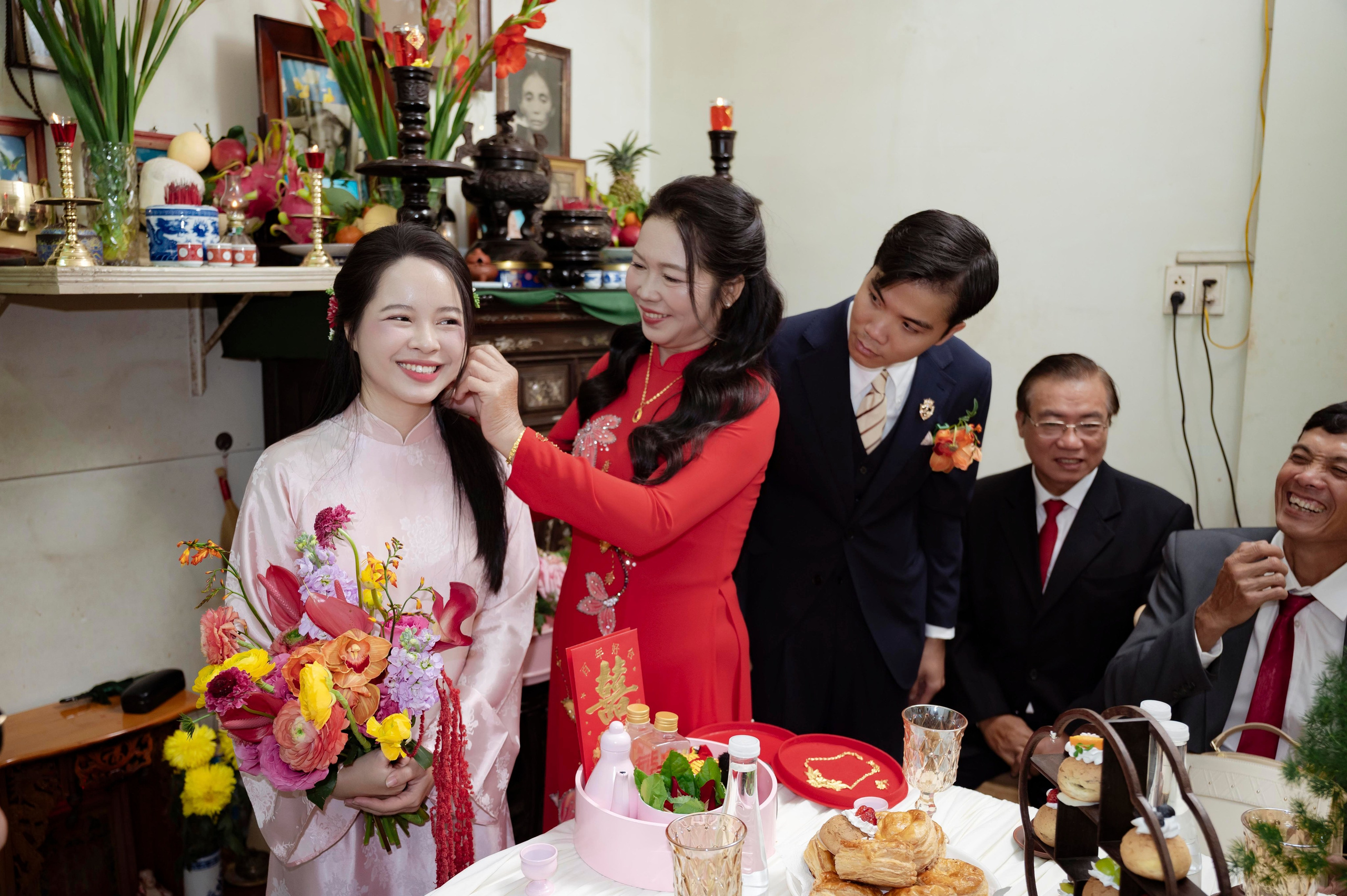 DUC & CHAU. WEDDING PHOTOGRAPHER IN VIETNAM