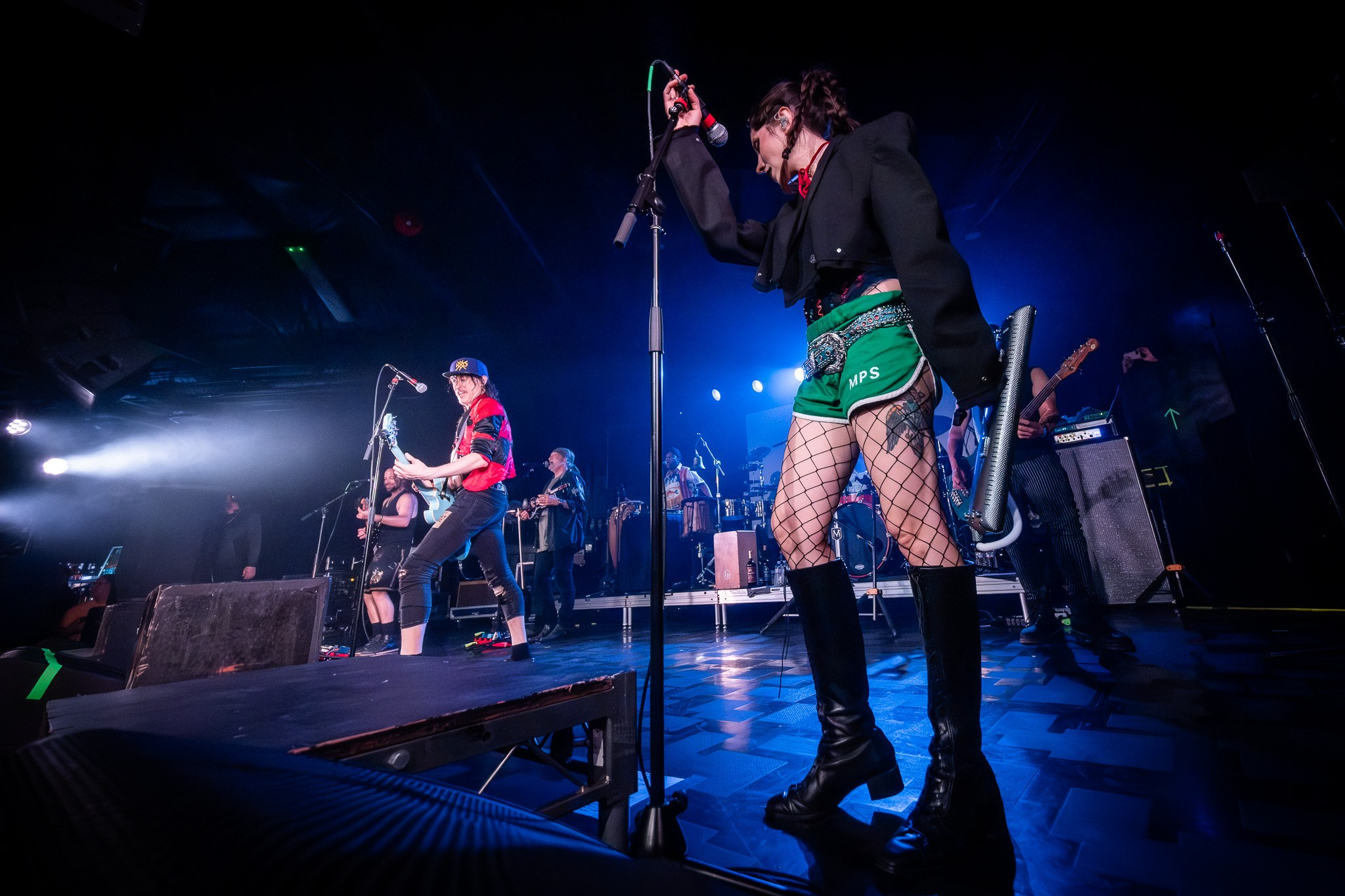 GOGOL BORDELLO / SACRAMENTO. Reportage concert portrait photography in the San Francisco Bay Area