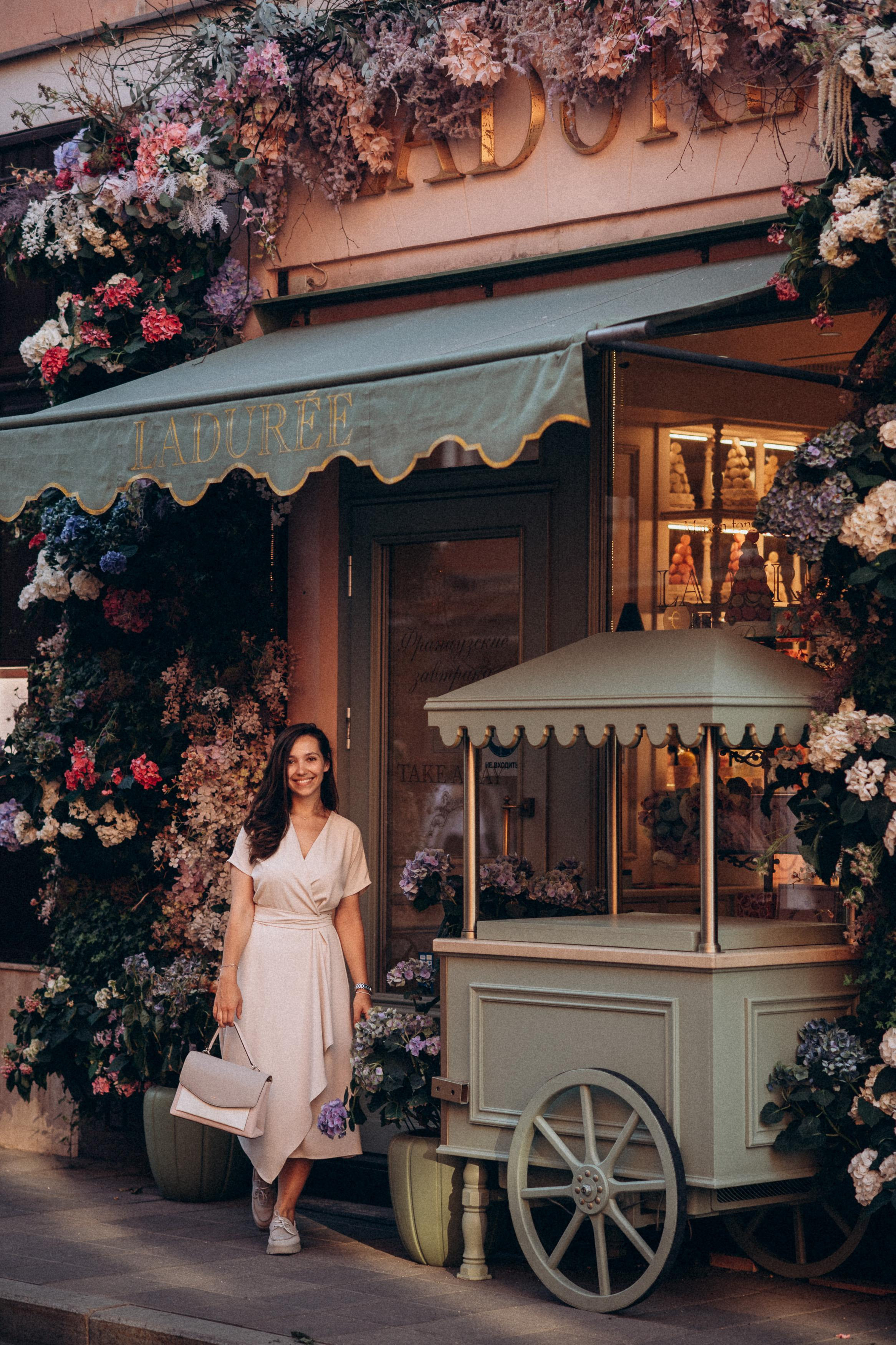 Прогулка по городу. Wedding & Family photographer in County Donegal and Dublin, Ireland