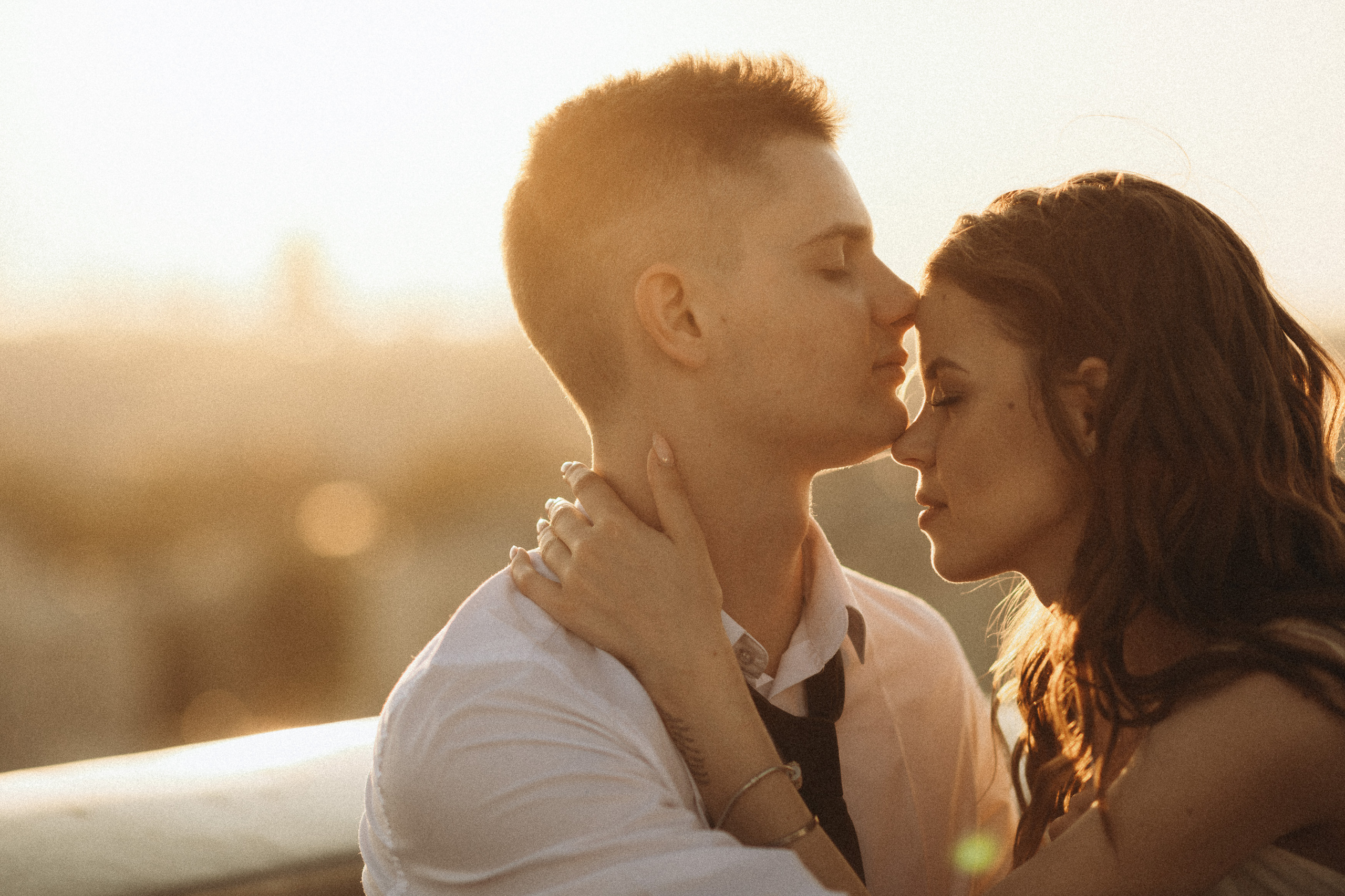 Elopement photography in the city on the roof. Wedding & Family photographer in County Donegal and Dublin, Ireland