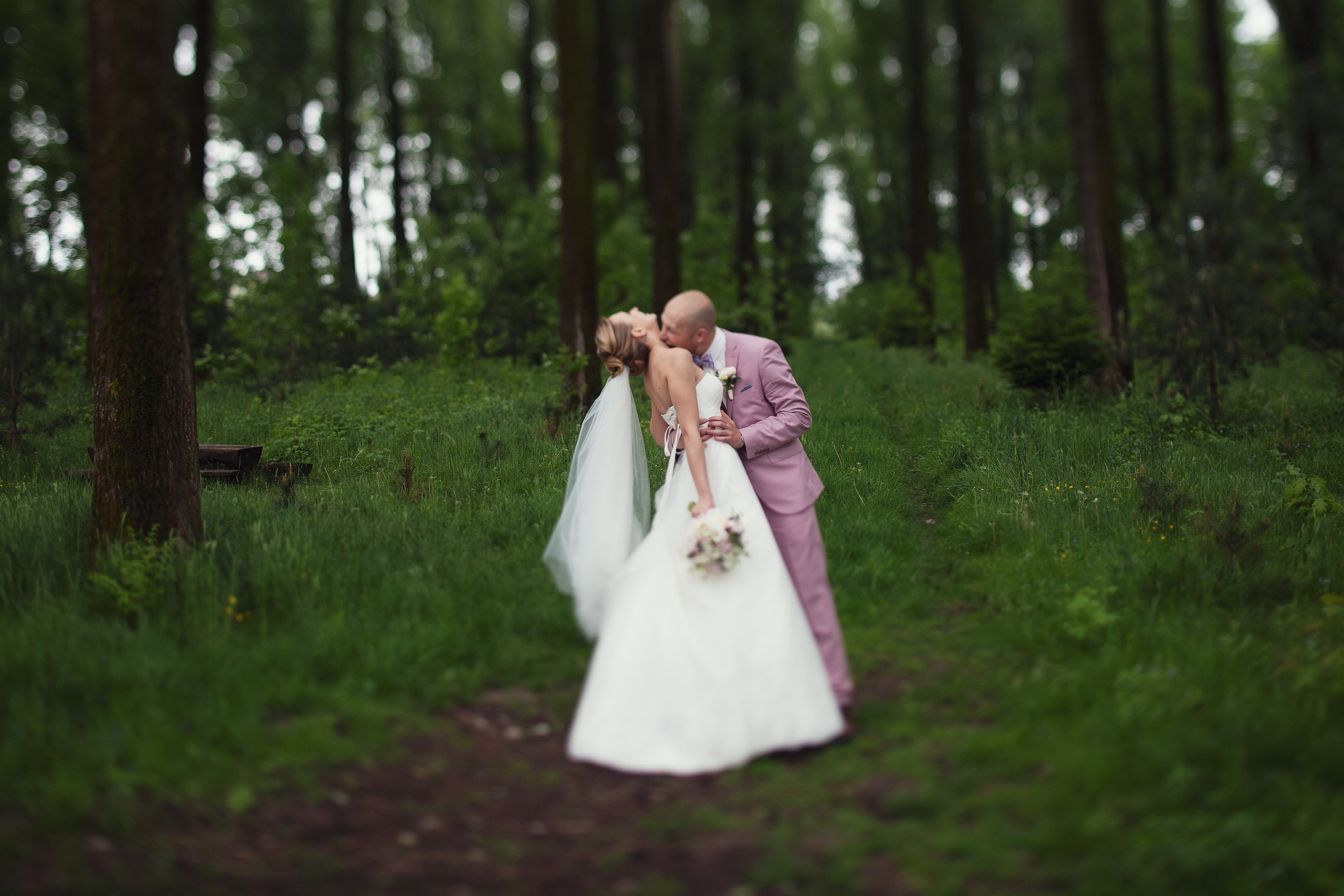 Robert & Andriana, Lviv. Denny Savon — Photographer in Santorini | Weddings, Love Stories & Flying Dress