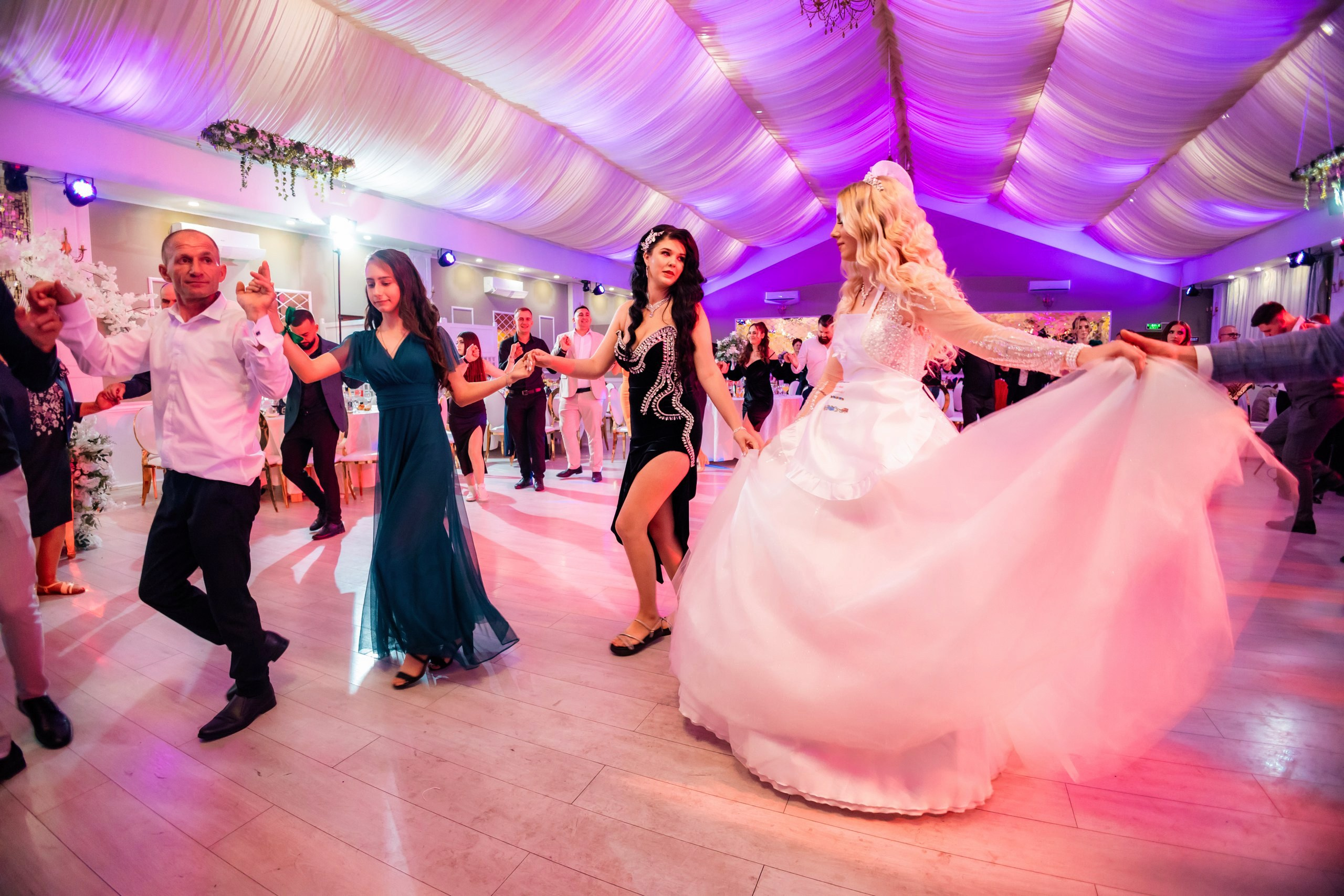 Mireasa în ziua nunții – emoție, eleganță și momente autentice | Fotograf nuntă