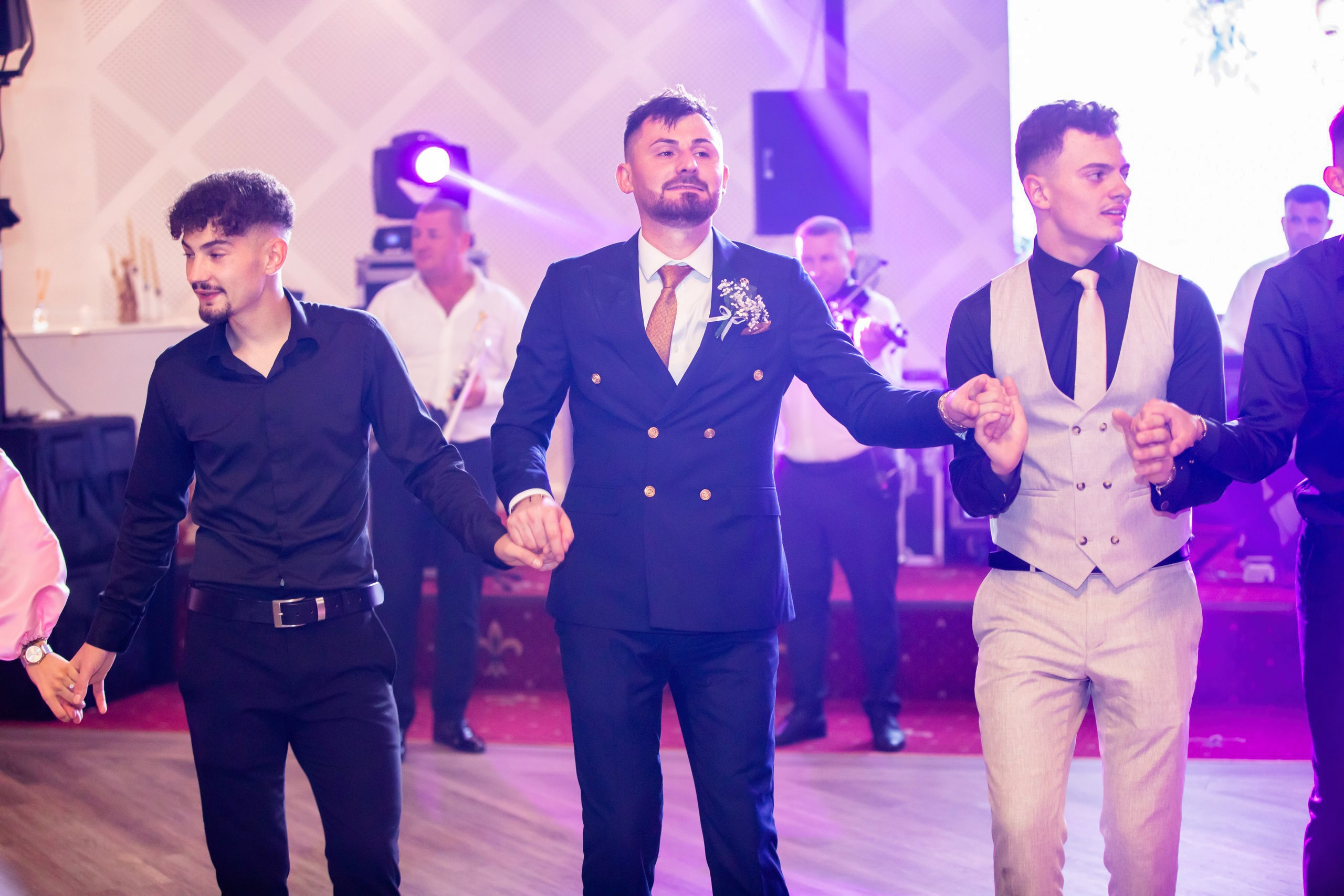 Andrei & Oana – Fotograf Nuntă Botoșani | Alin Chirilă – Povestitor prin Fotografie