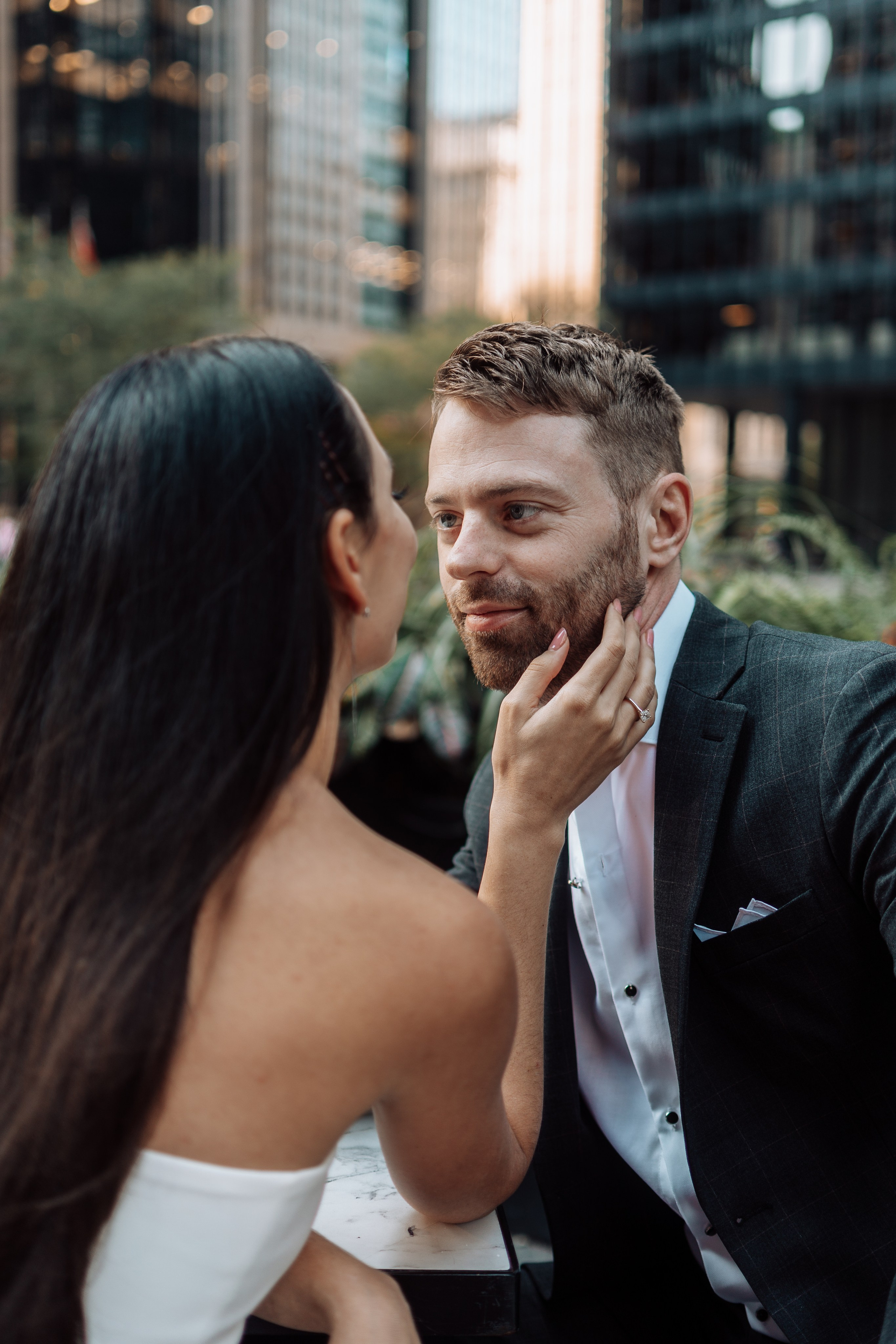 Ontario wedding photographer specializing in photos of the bride, groom, and parents.