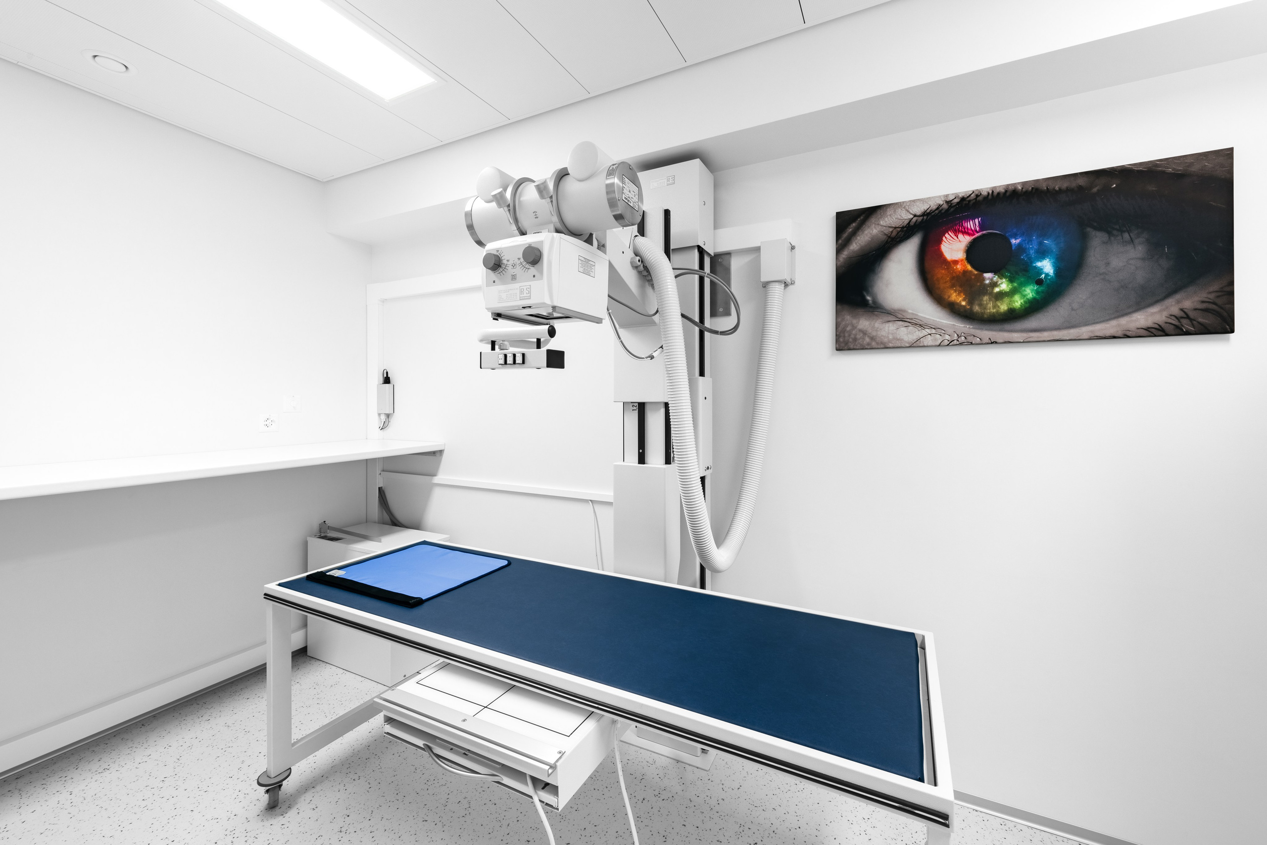 Zahnarztpraxis Dr. Maria Sternina, LUZERN, Kt. LUZERN. Hallo! Ich bin Elena und arbeite als Immobilienfotografin