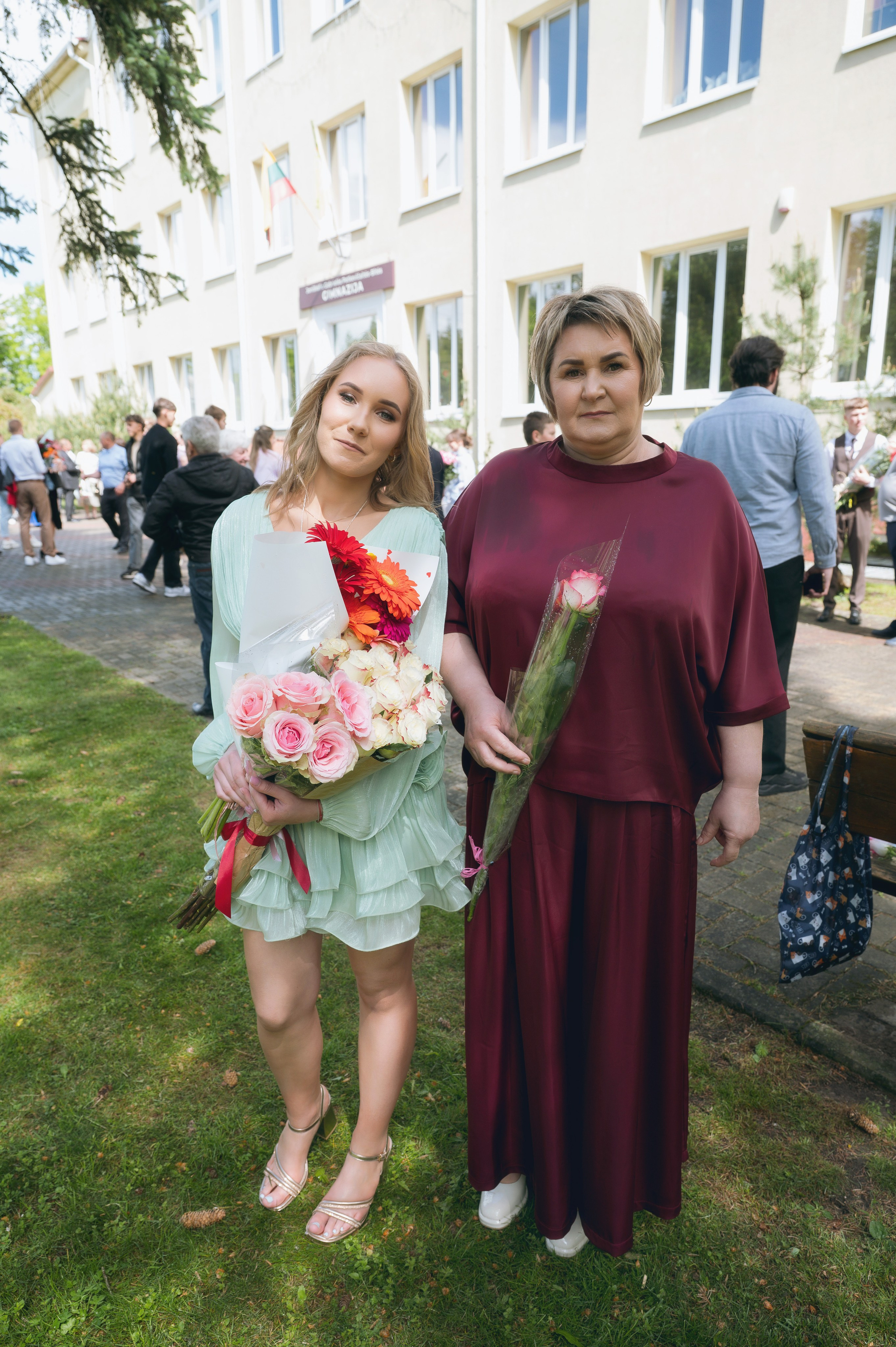Paskutinis skambutis Joniškėlyje. Vestuvių fotografė Santa Jonuškė | Šiaulių apskritis, Panevėžio apskritis ir visa Lietuva