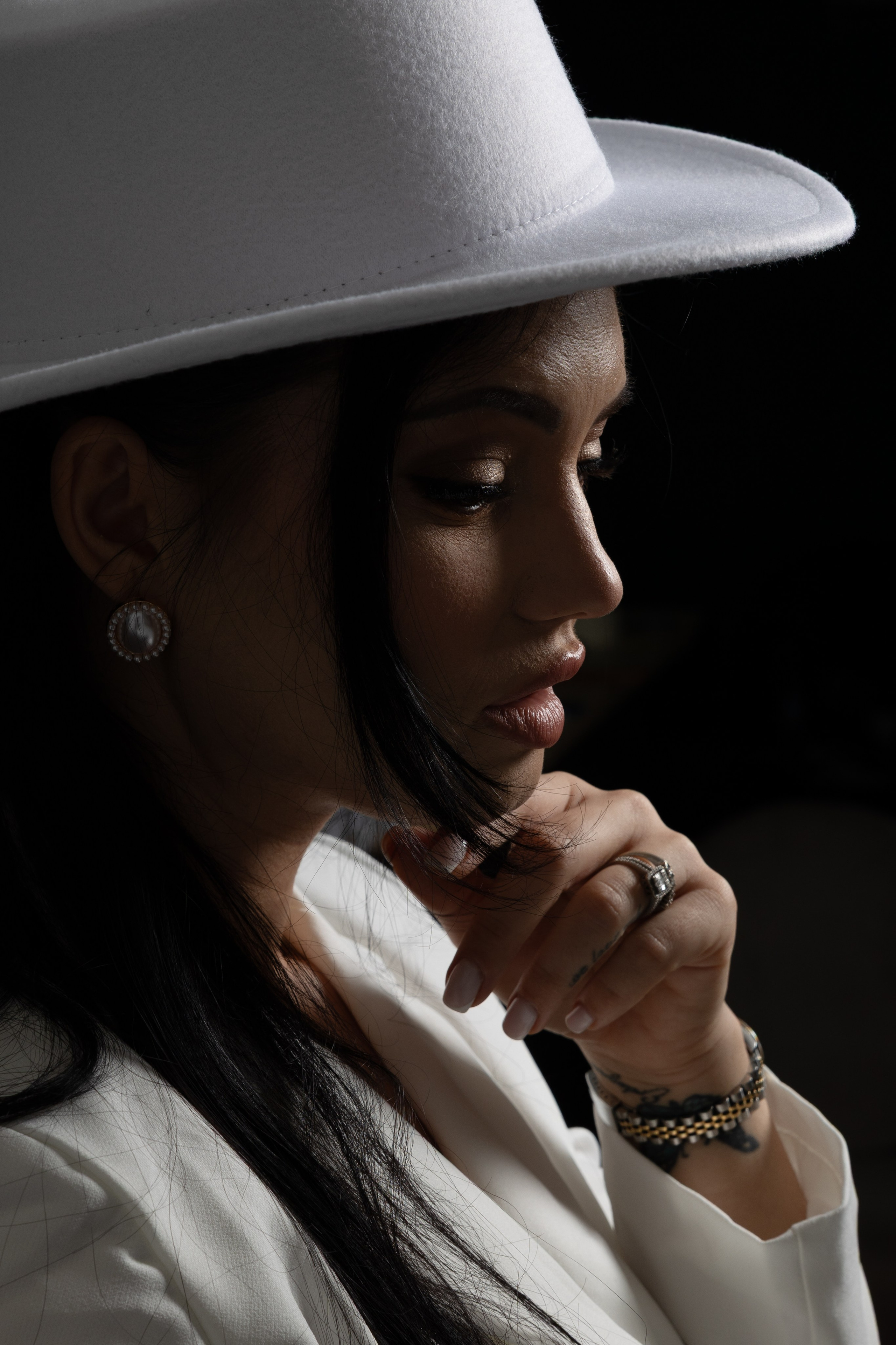 Mona. Portrait and Family Photographer in Netherlands