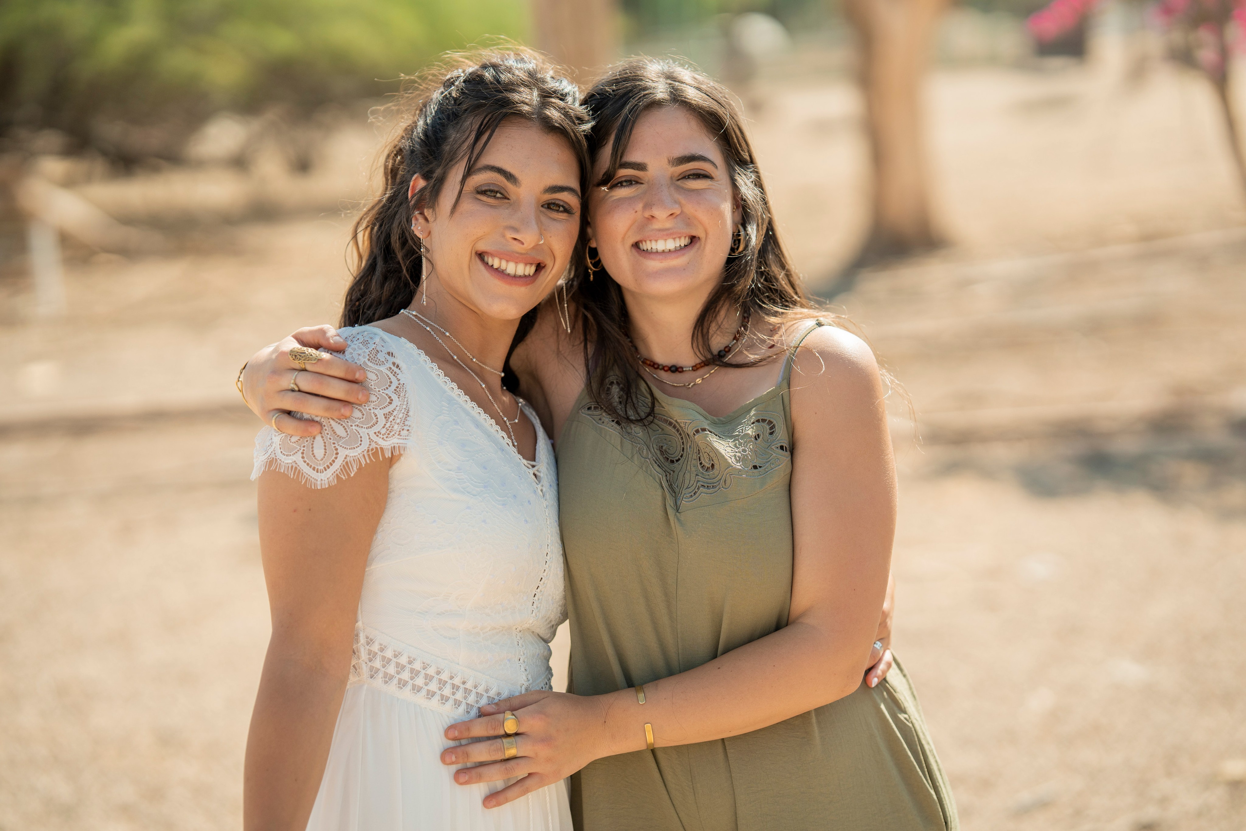 אביה ואחיה. יוסף מזרחי צילום חתונה, ברית וזוגיות. צלם מקצועי שאוהב להוציא אתכם הכי יפים ברגעים הכי מרגשים