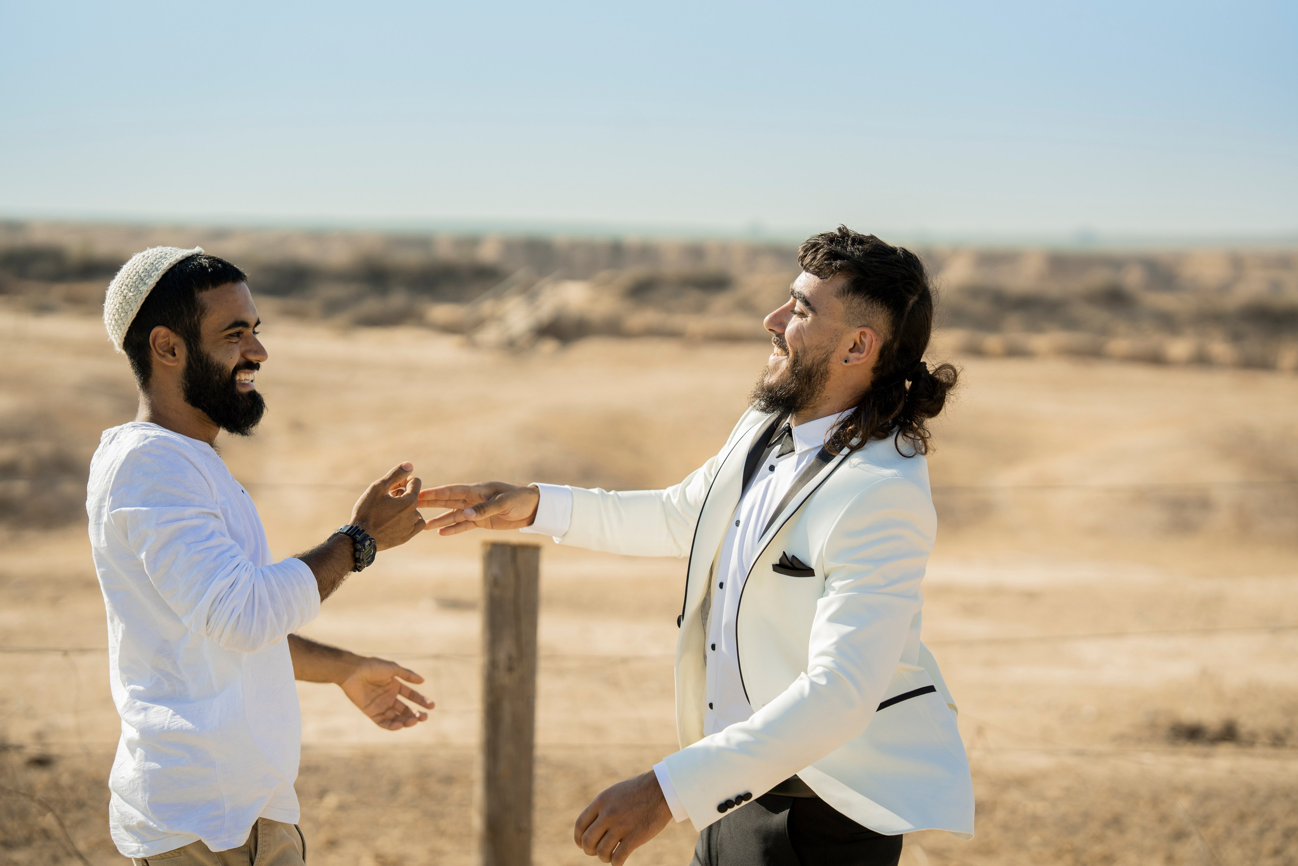 אביה ואחיה. יוסף מזרחי צילום חתונה, ברית וזוגיות. צלם מקצועי שאוהב להוציא אתכם הכי יפים ברגעים הכי מרגשים