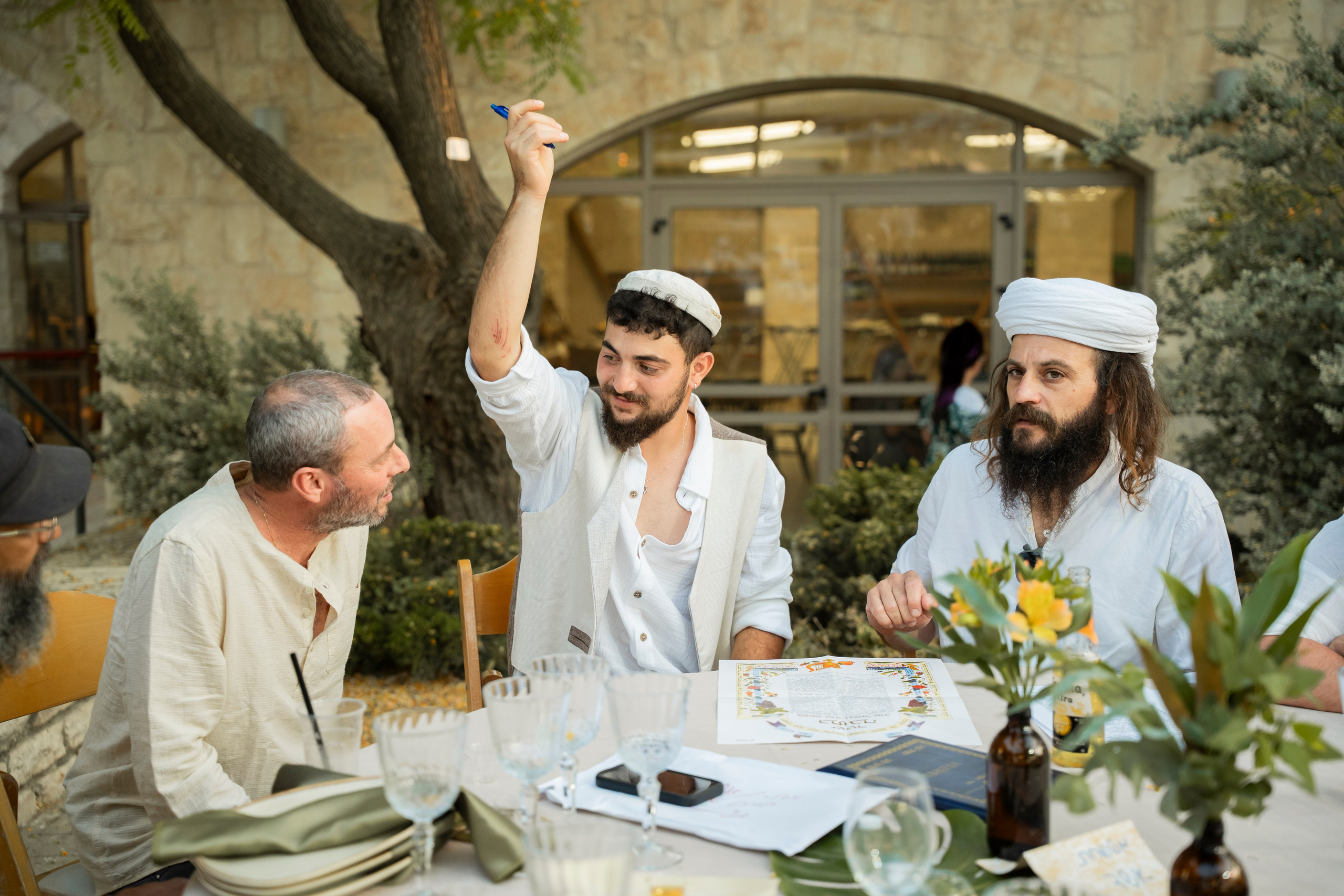 עדן ושלהבת. יוסף מזרחי צילום חתונה, ברית וזוגיות. צלם מקצועי שאוהב להוציא אתכם הכי יפים ברגעים הכי מרגשים