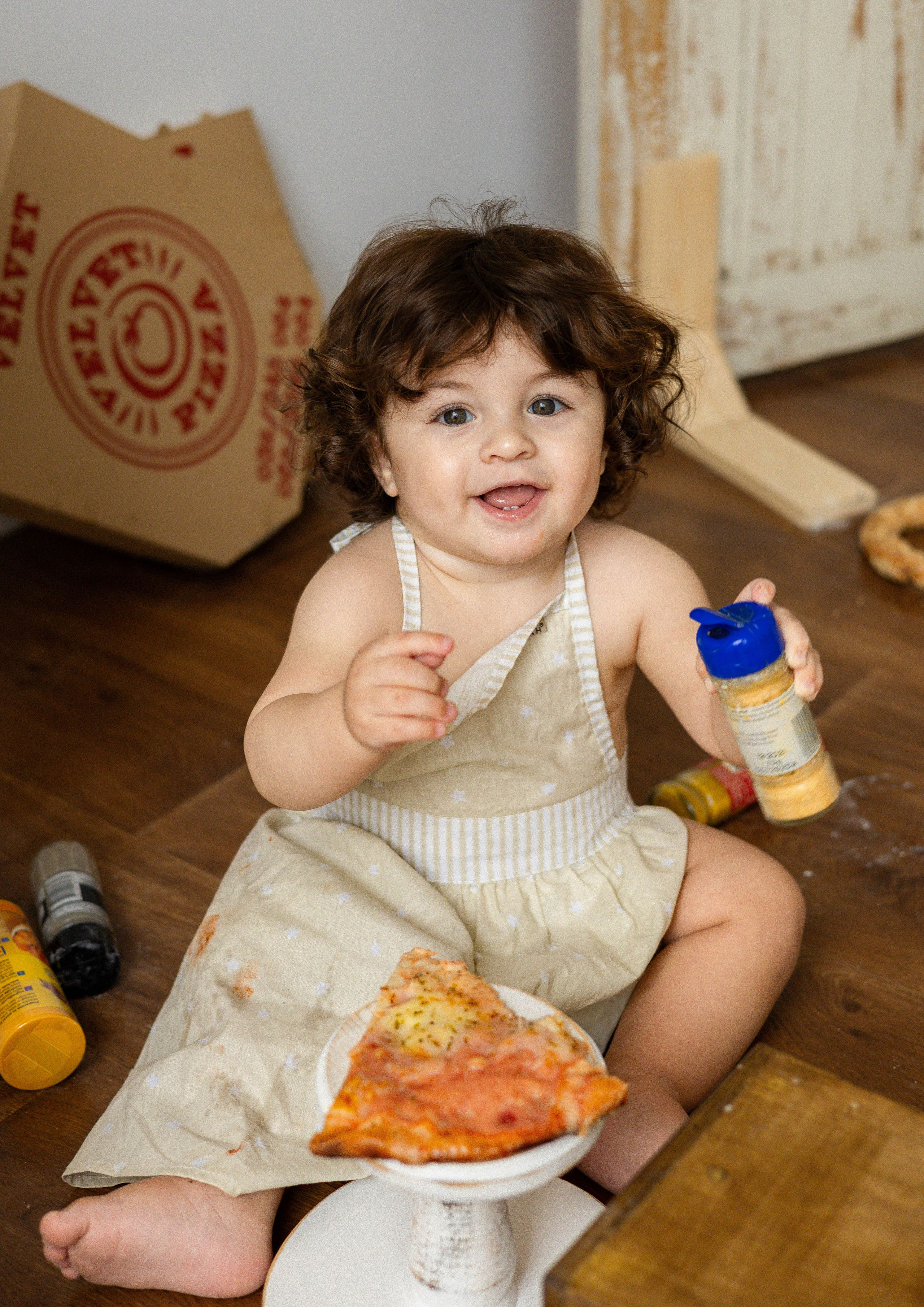 Smash Cake Photography. Family and Wedding Photographer