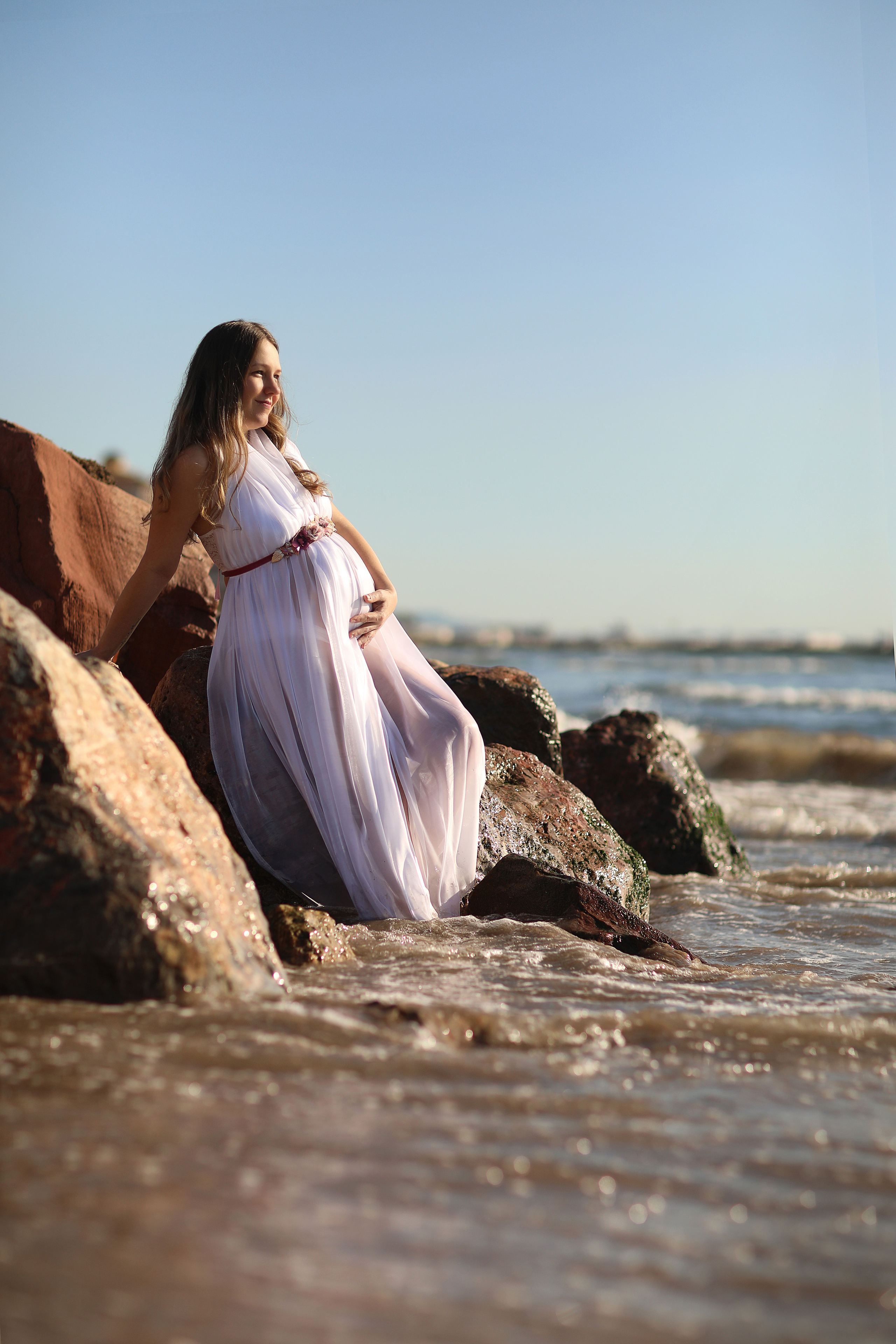 Premamá en Exterior. Fotografía de Eventos, Embarazo y Familiar en Pirineos