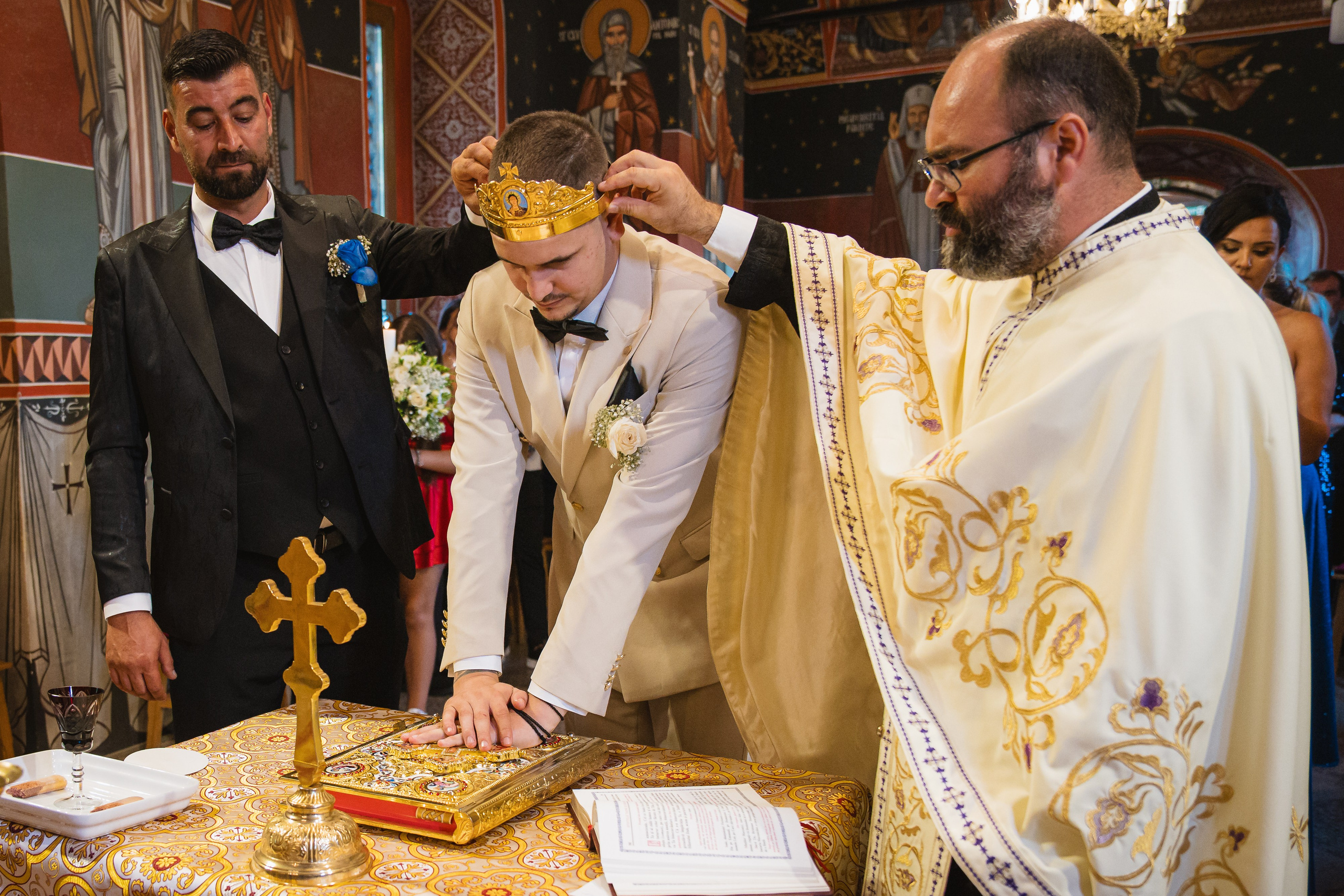 Bella & Adi. Foto Studio — Fotograf de evenimente, nunti, botezuri, portrete