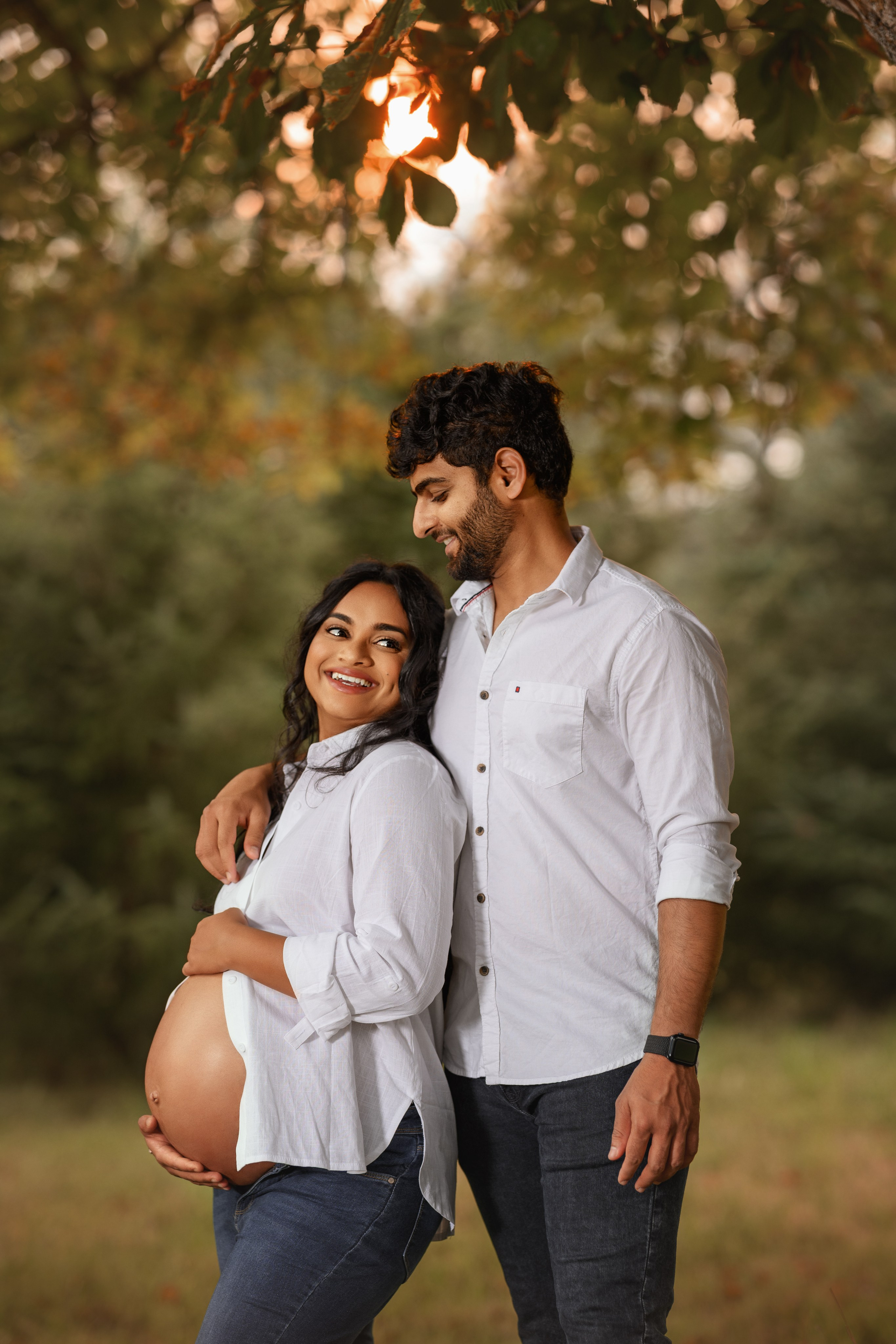 Grisha with her husband. Wedding & family photography in Seattle area. Helen Michelle photographer