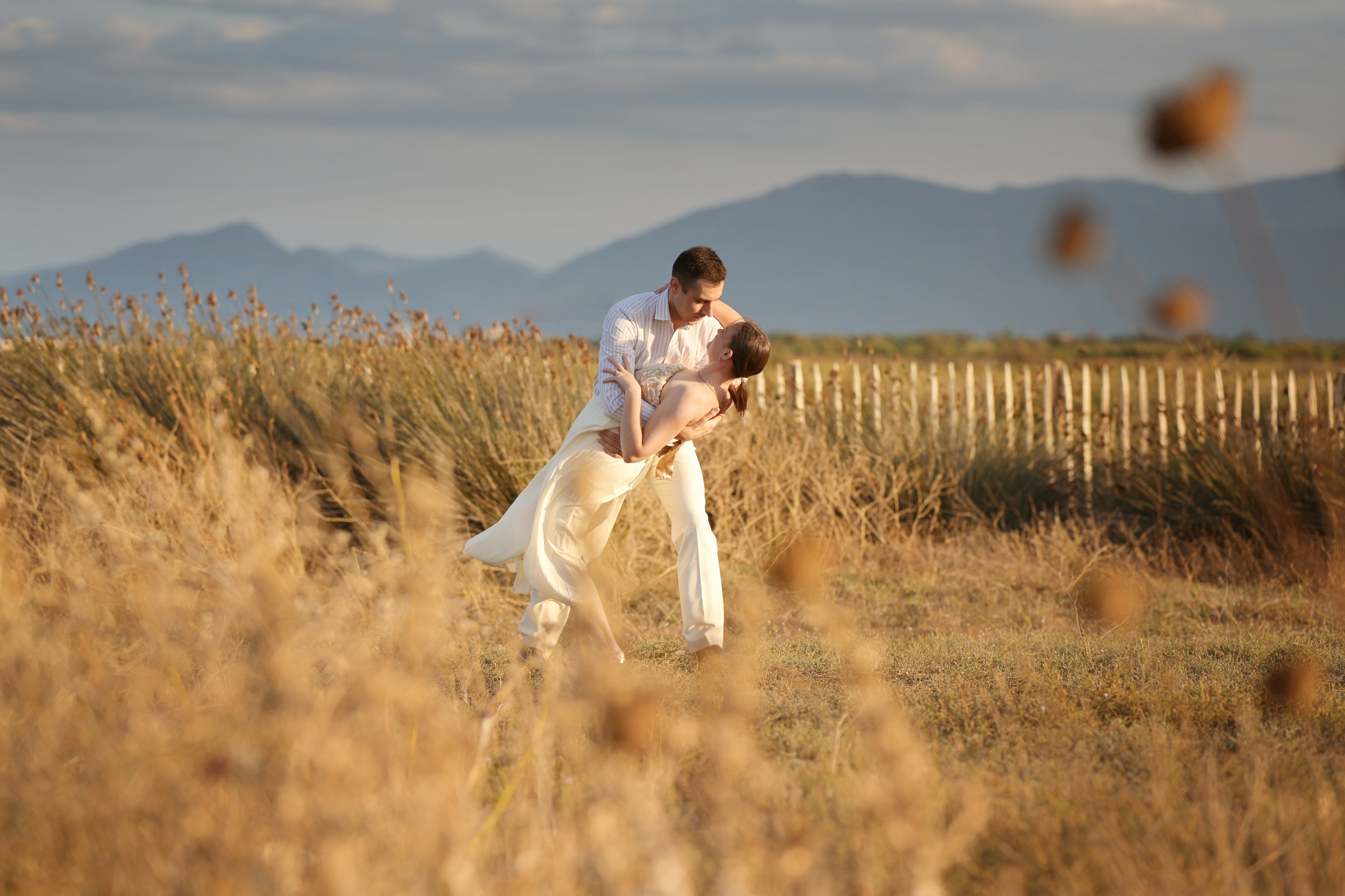 LOVE STORY. Photographe Professionnel à Béziers et Montpellier – Mariages, Portraits et Vidéos Aériennes