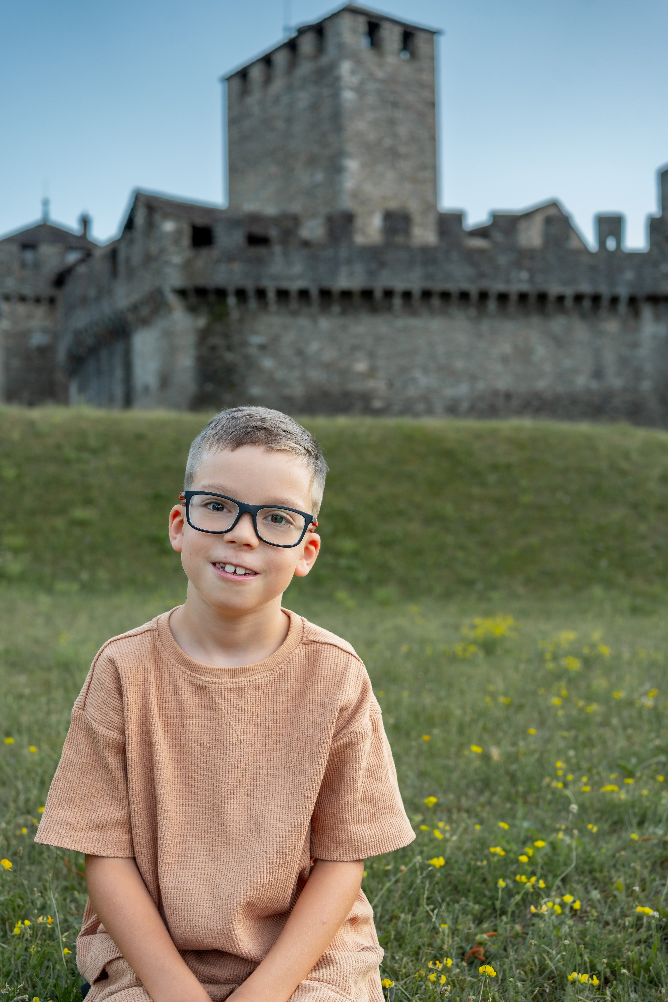 Sesión familiar con vistas a Bellinzona. Fotógrafa en Calafell y Barcelona | Elena Medvedeva