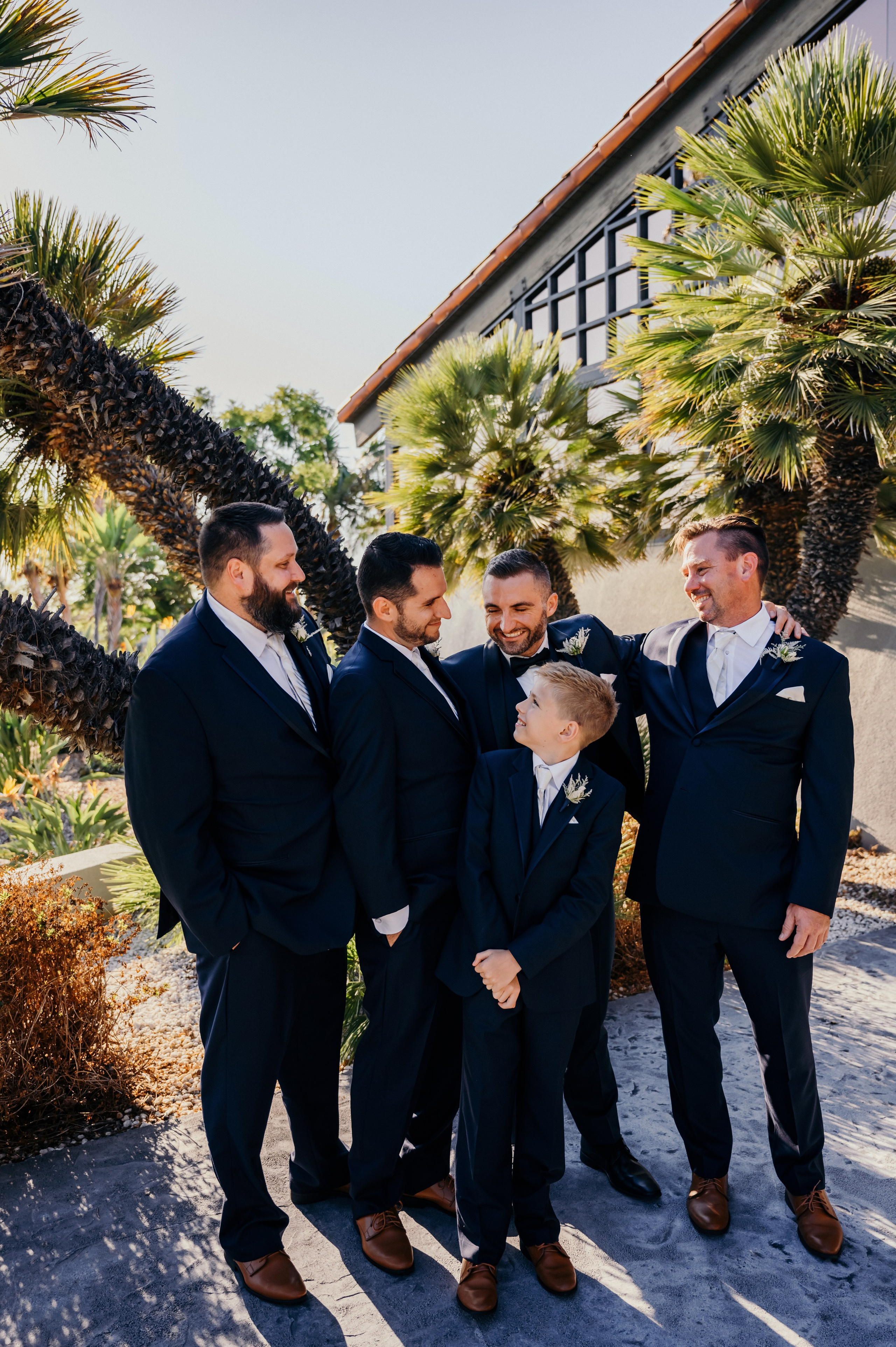 Wedding photo shoot. Wedding photographer. Wedding, maternity and family photographer in Charlotte Tasha Minn