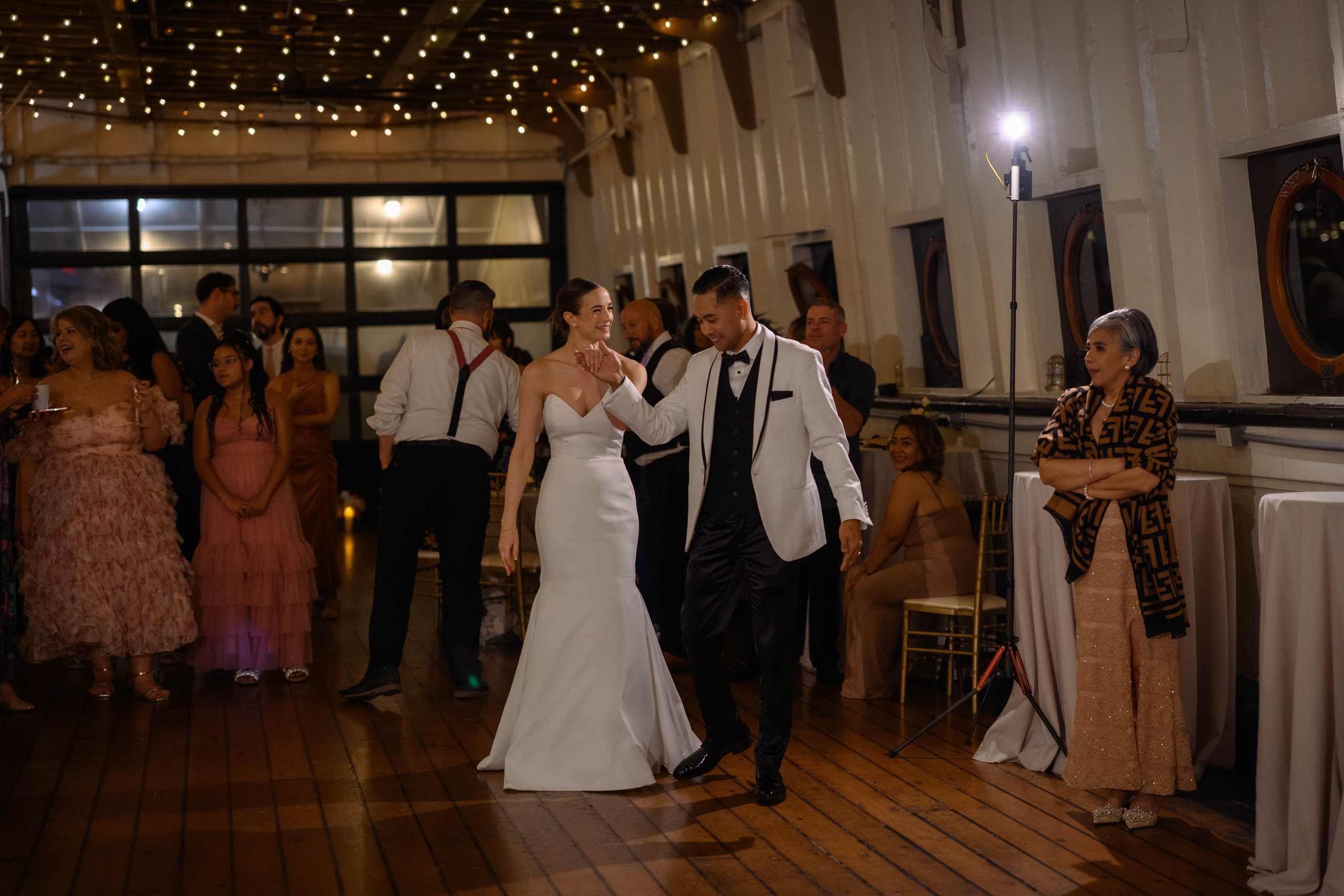 Kevin & Katie. Wedding & portrait photography in the Seattle Area. Helen Michelle photographer