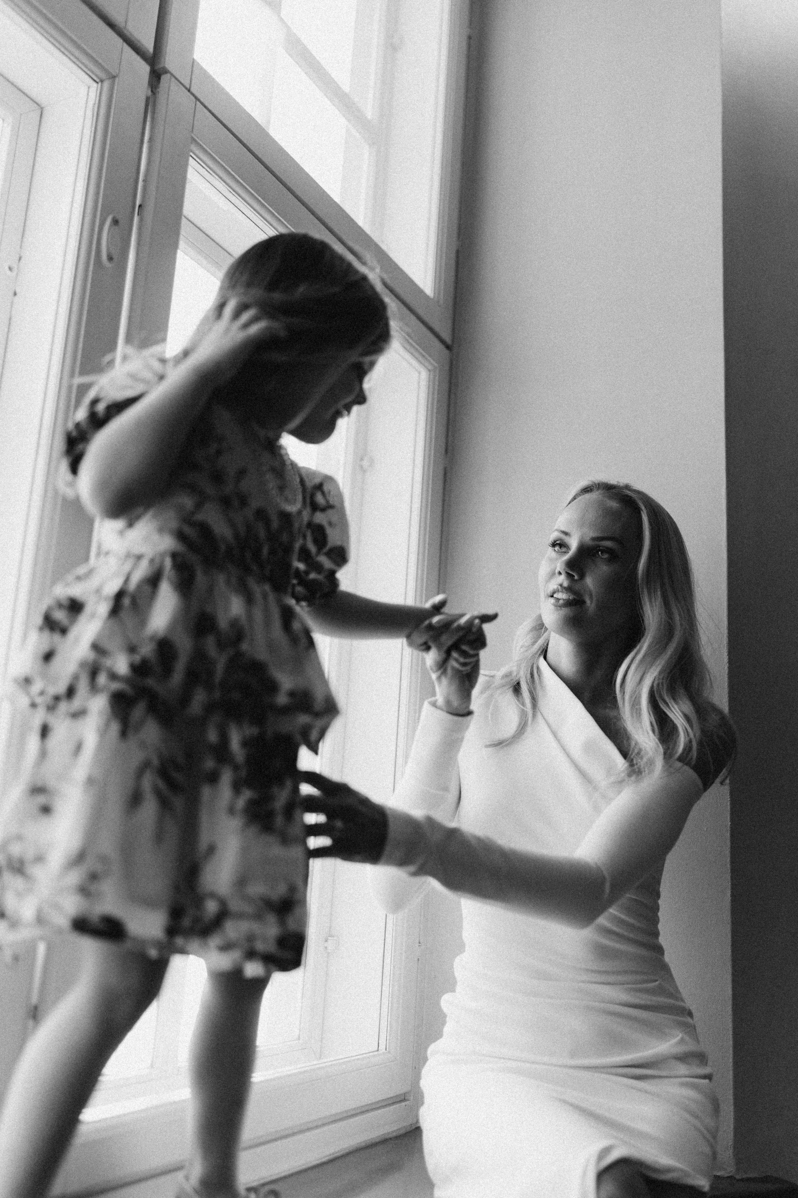 L&H. Wedding and potrait photographer in Helsinki Vickan O