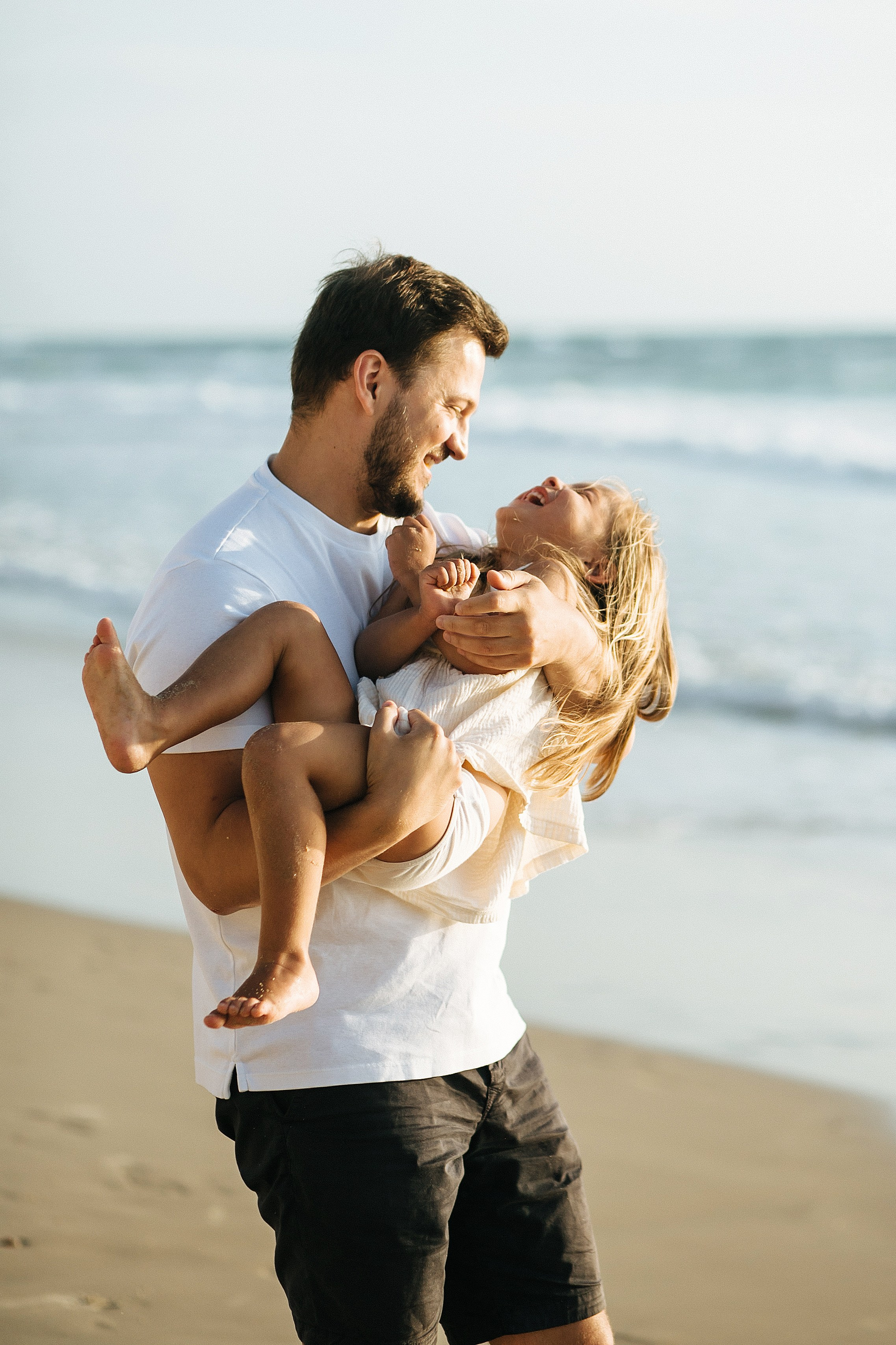 Bat Yam beach. Family photographer in Israel
