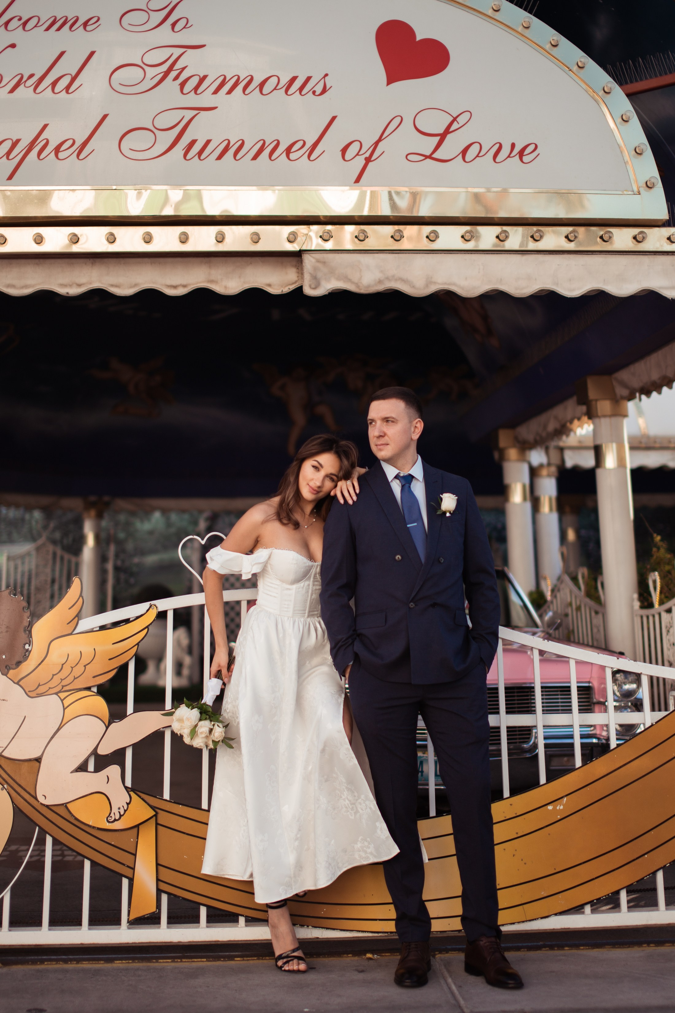 A&R. Wedding & elopement photographer Viktoriya Kravtsov. Las Vegas