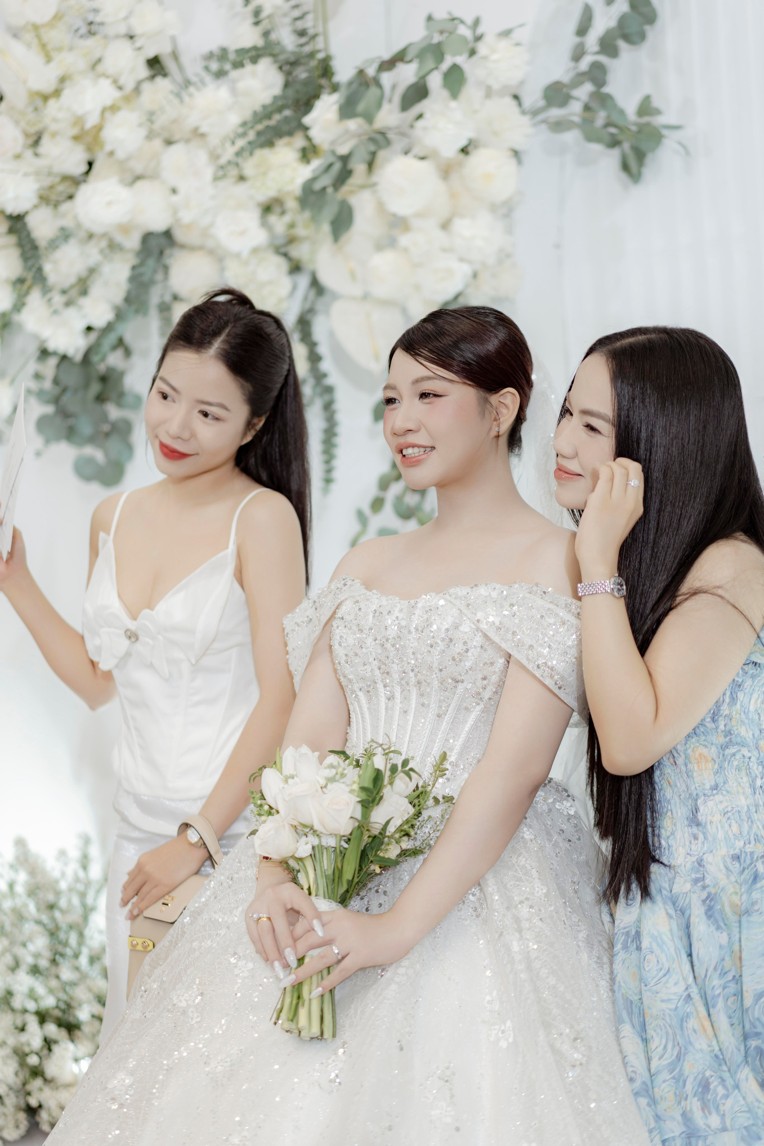 THUAN & TRINH. WEDDING PHOTOGRAPHER IN VIETNAM