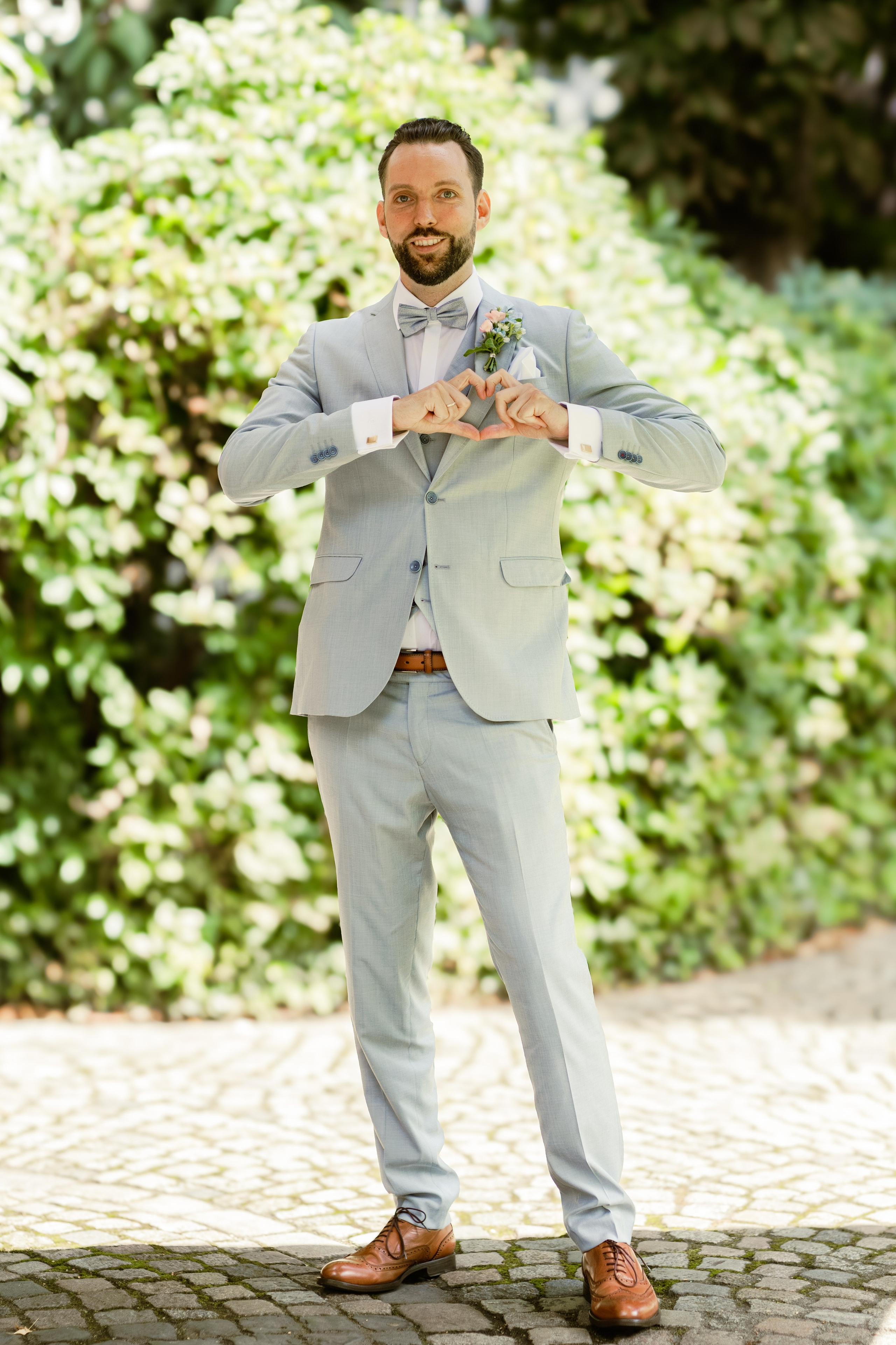 Hochzeitsfotografie in der Weißen Villa Elmshorn | Historischer Charme in Schleswig-Holstein. Hochzeitsfotograf und Hochzeitsvideograf aus Hamburg | Roka21Film