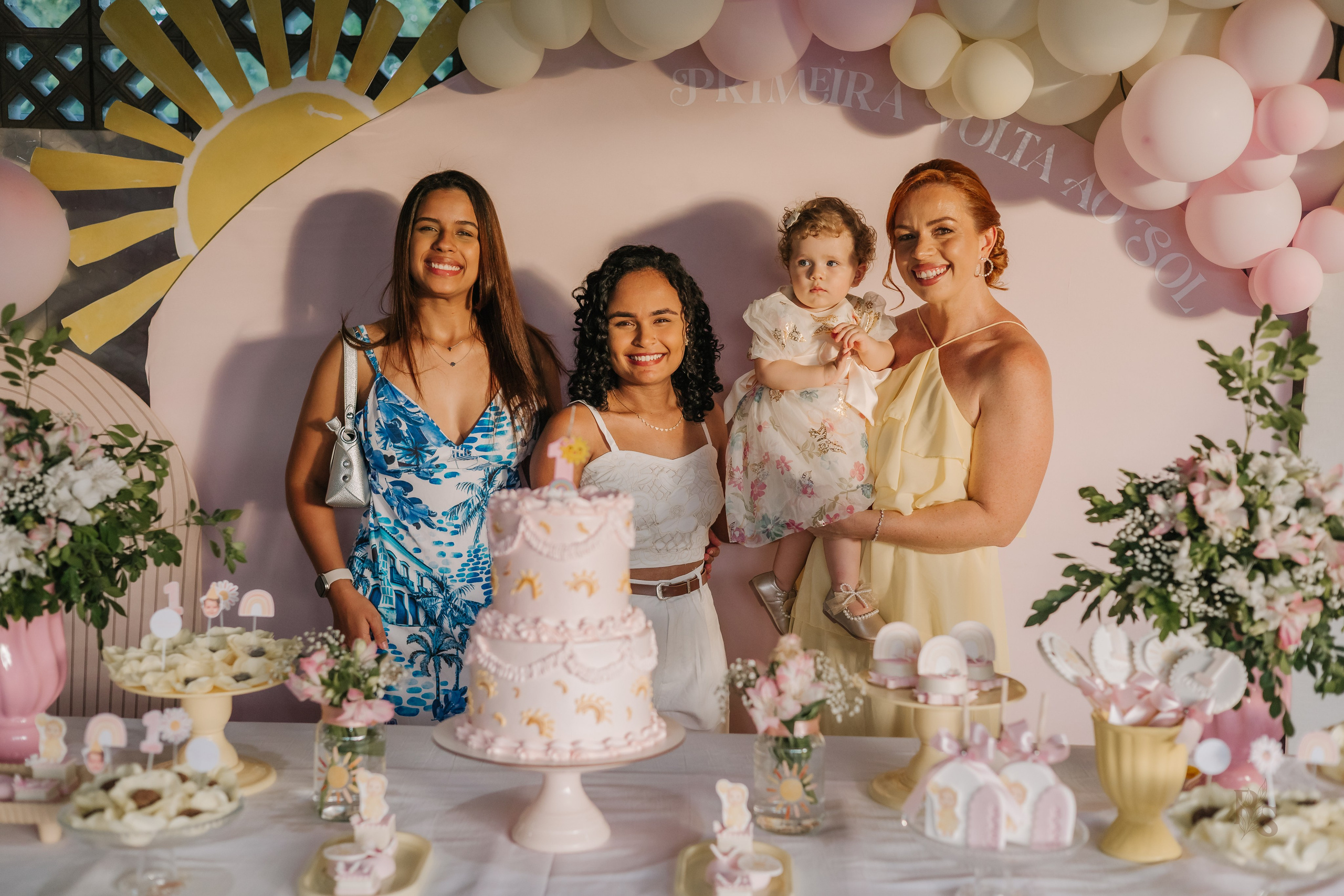 Aurora — 1 ano. Fotógrafo Richard Silvestre — Casamentos na Bahia