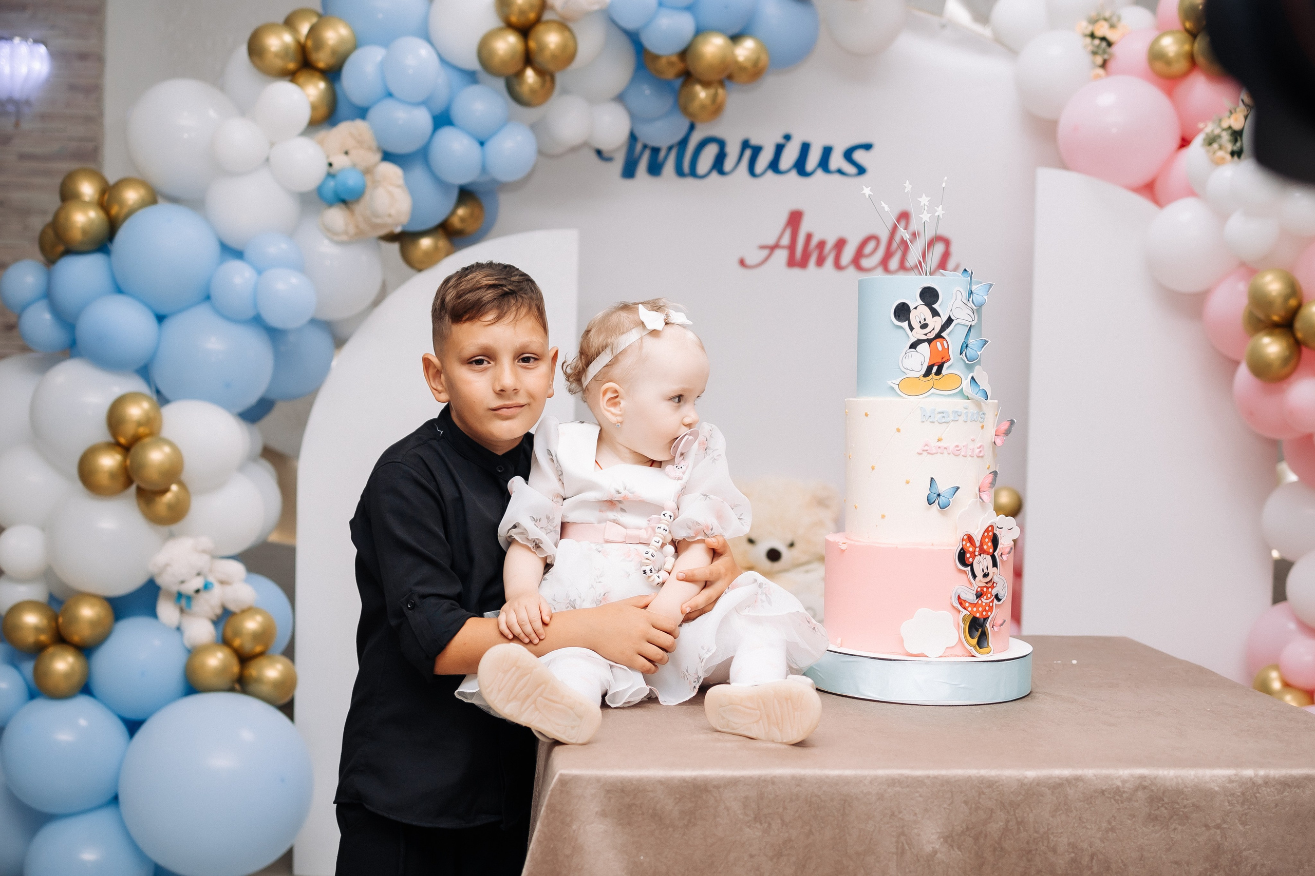 Marius & Amelia. Fotograful evenimentului tău