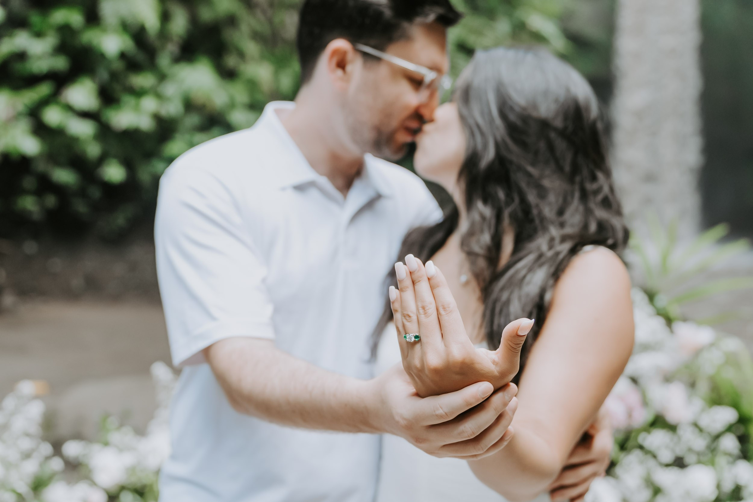 Marriage Proposal. Female Photographer in Bali