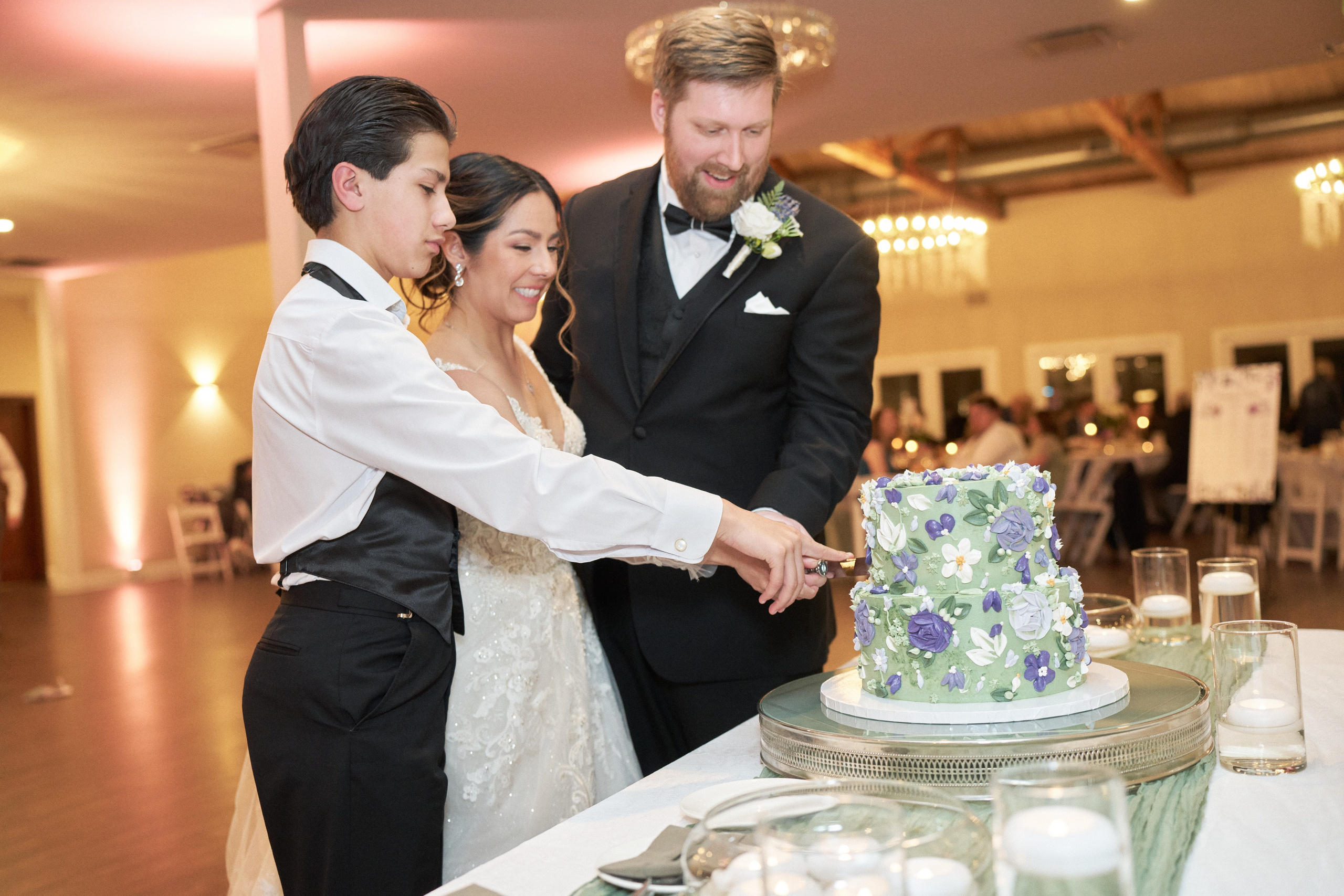 Kristine & Ryan, Austin, Vintage Villas. Alex Pedan photography