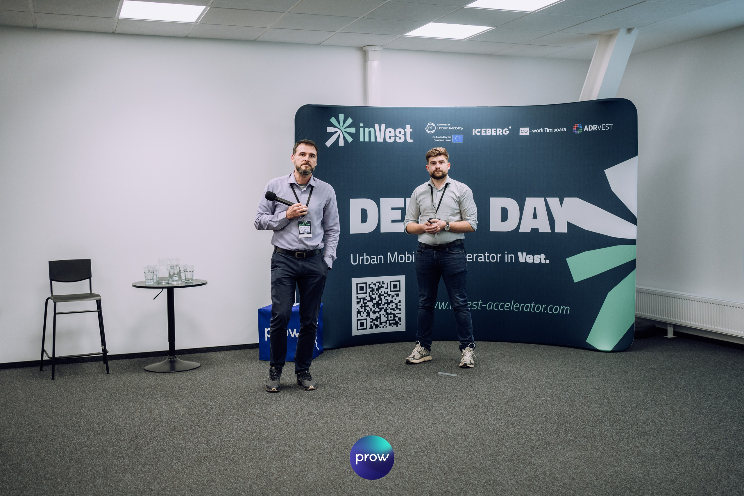 InVest DemoDay @ Cowork. Cozac Cristian Photographer