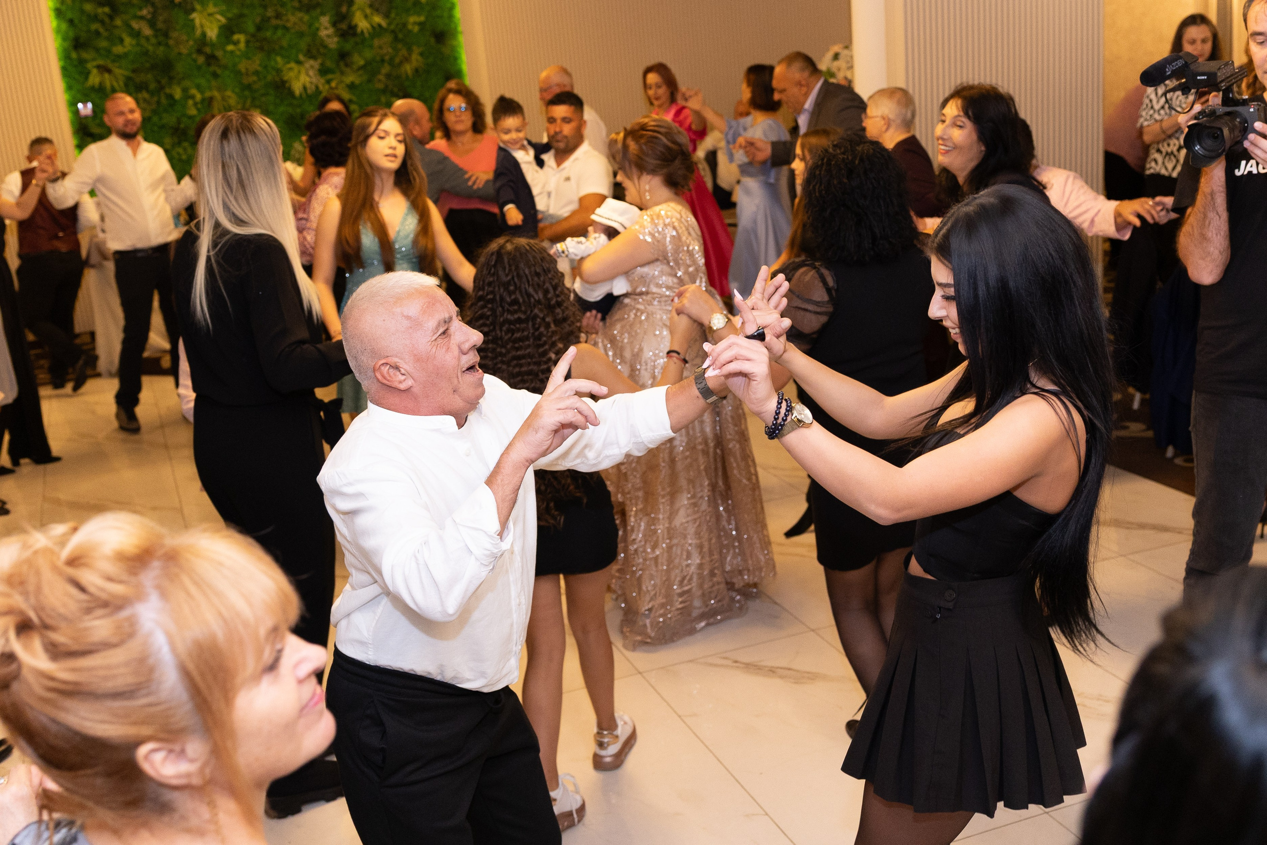 Andrei Sebastian. Moments By Gub