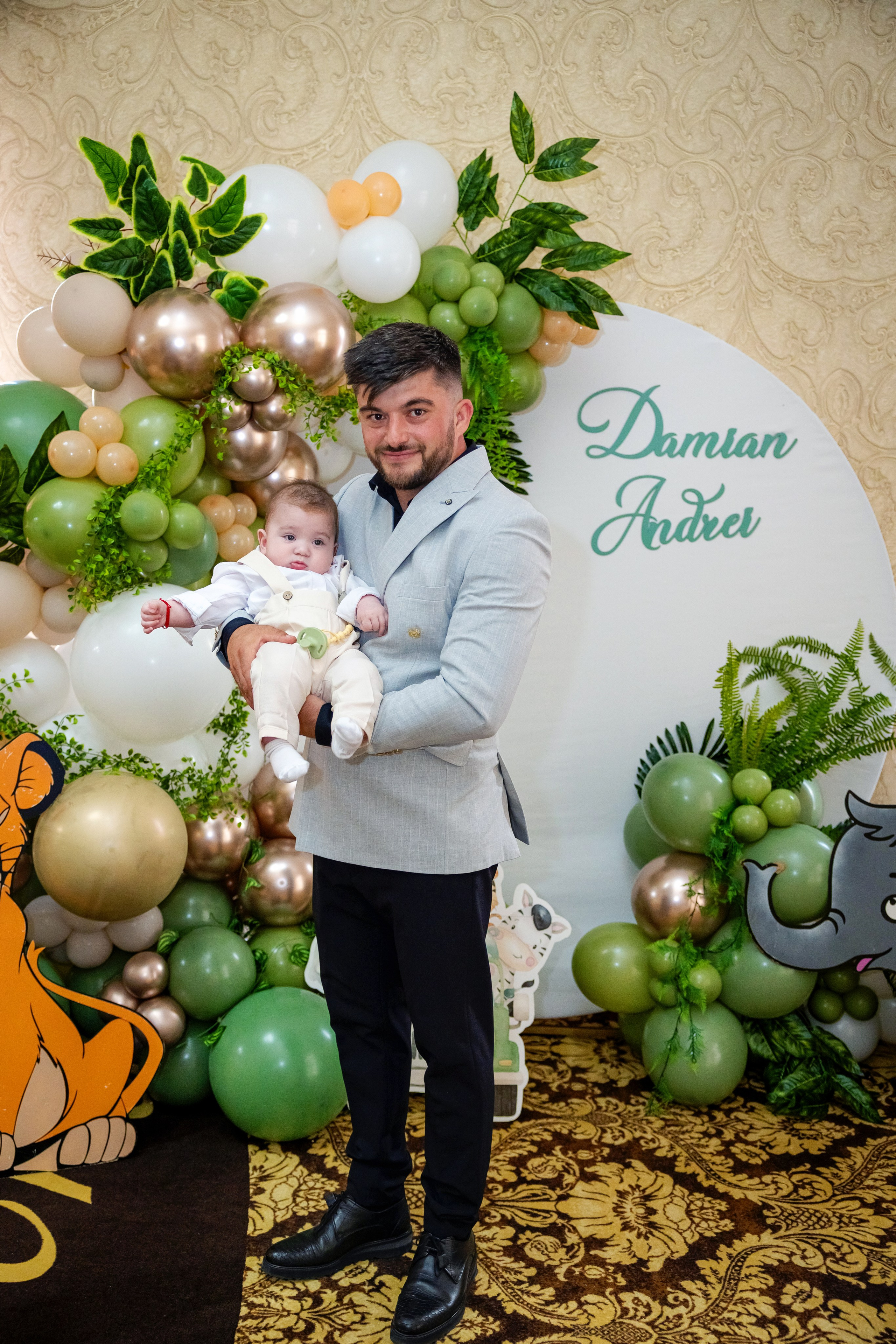 Andrei Damian. Moments By Gub