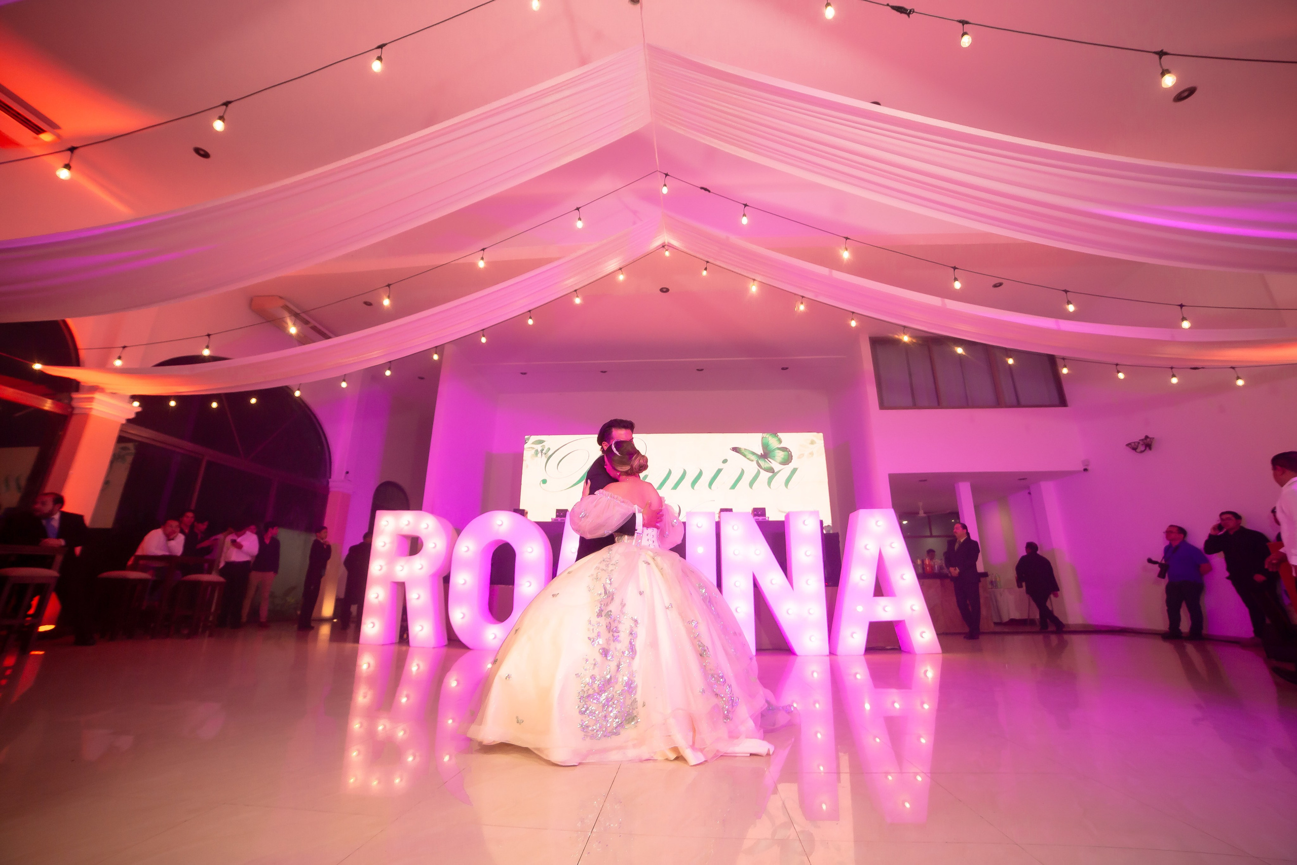 XV AÑOS ROMINA